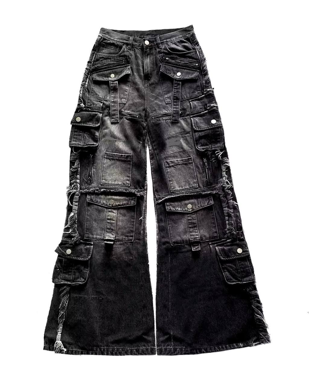 gothic 90's spice girl loose jeans.