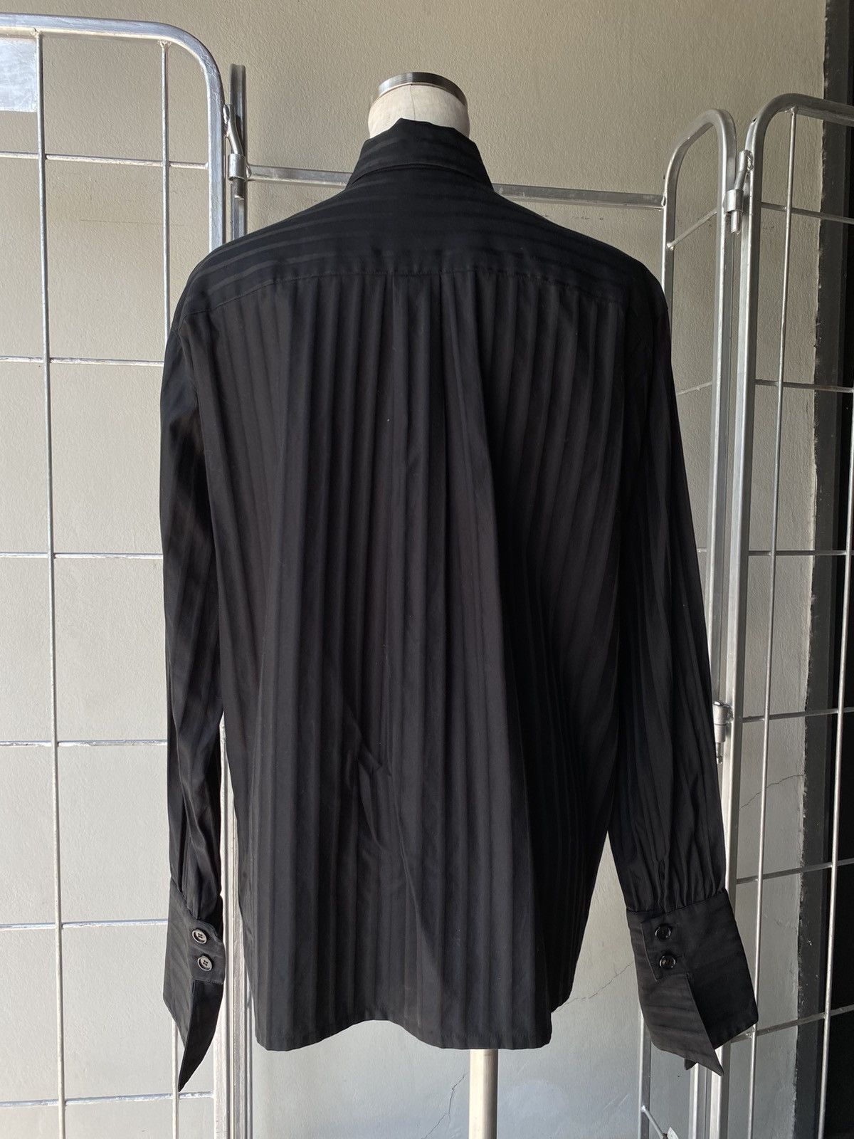 Dior Christian Dior Black Pleated Satin Shirt Size M / US 6-8 / IT 42-44 - 11 Thumbnail