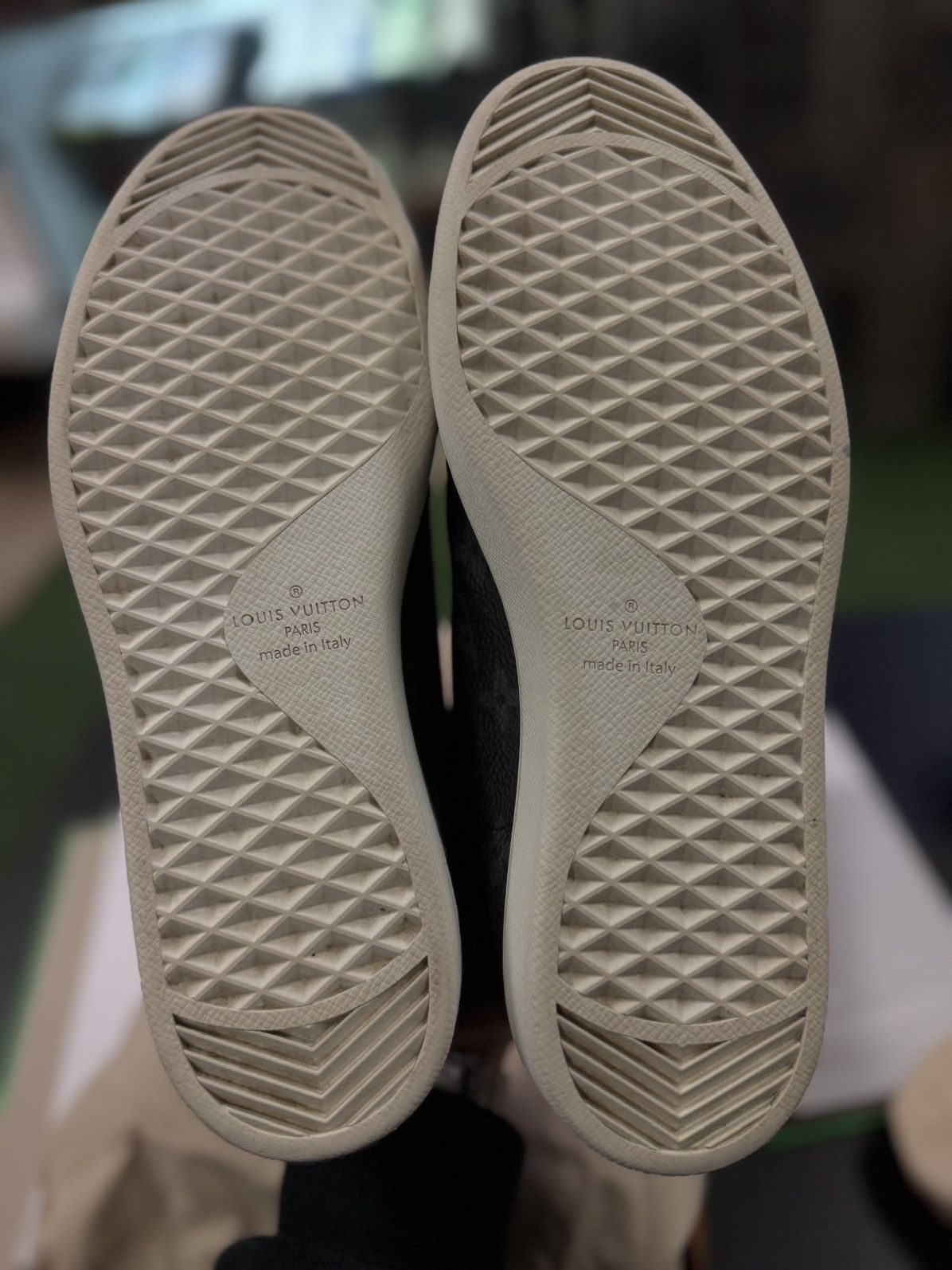 Louis Vuitton 8US/7LV - Louis Vuitton Luxembourg Monogram Clean Size US 8 / EU 41 - 13 Thumbnail