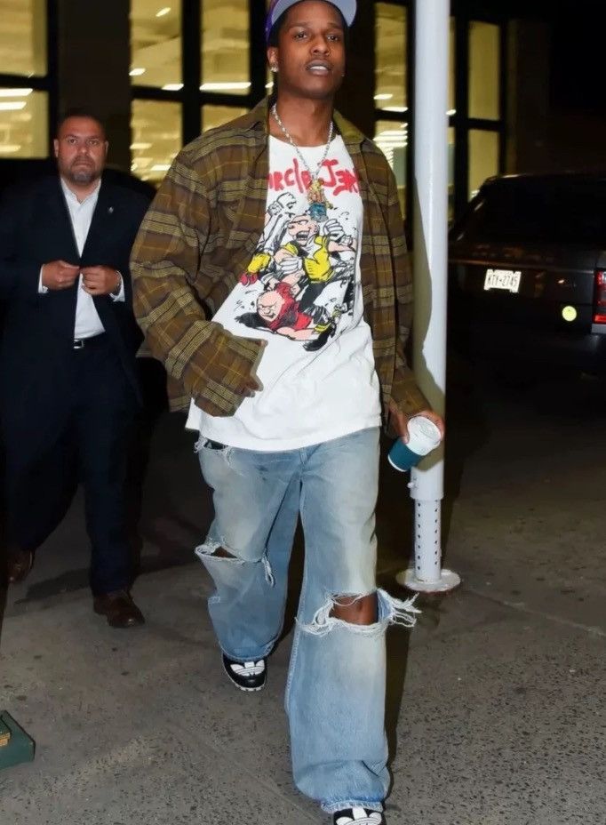 Balenciaga Balenciaga 23FW Destroyed Jeans2412-Nextarrow Size US 27 - 6 Thumbnail