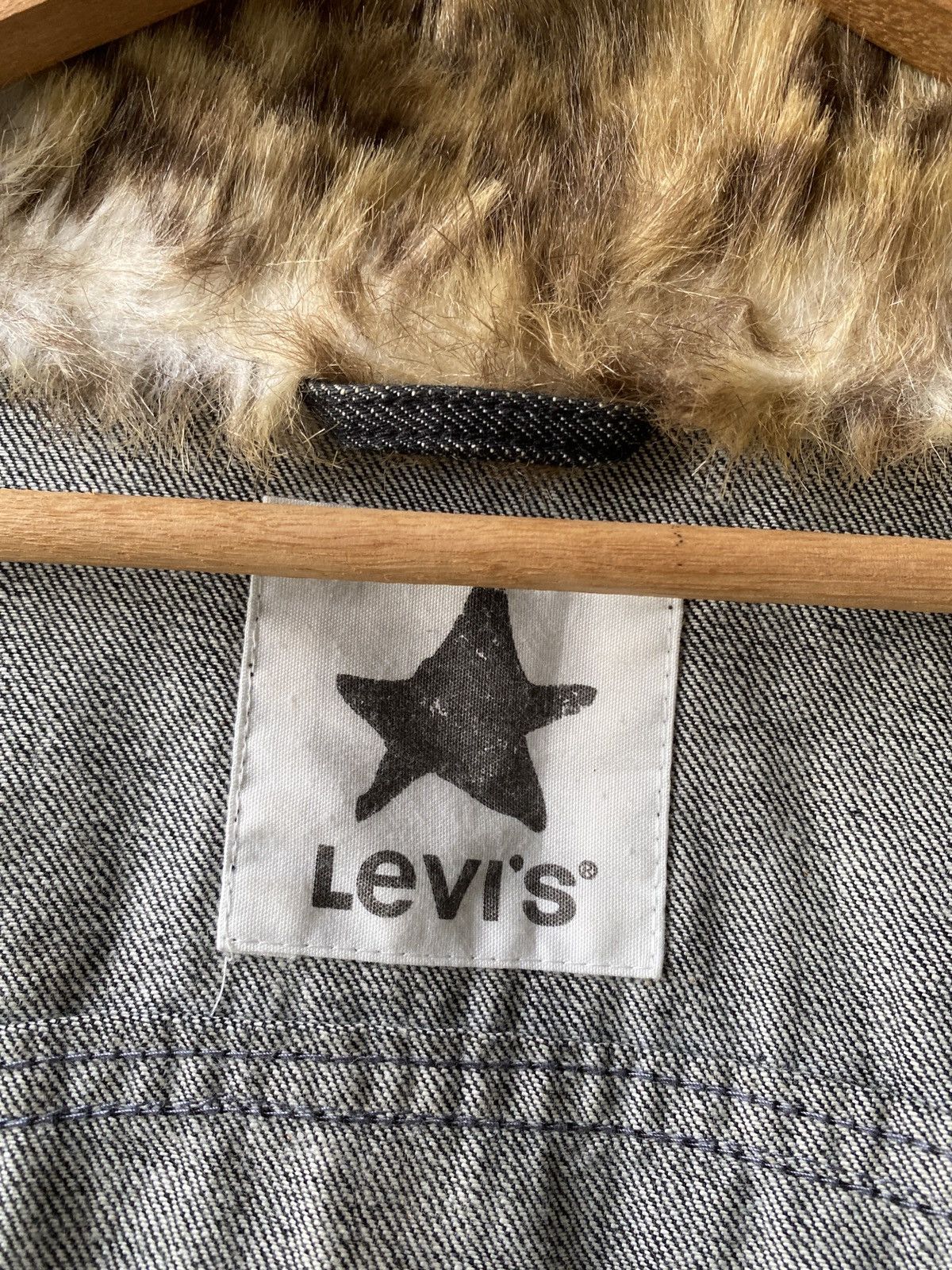 Japanese Brand Levi’s Star Japan Design Fur Denim Jacket Size US M / EU 48-50 / 2 - 13 Thumbnail
