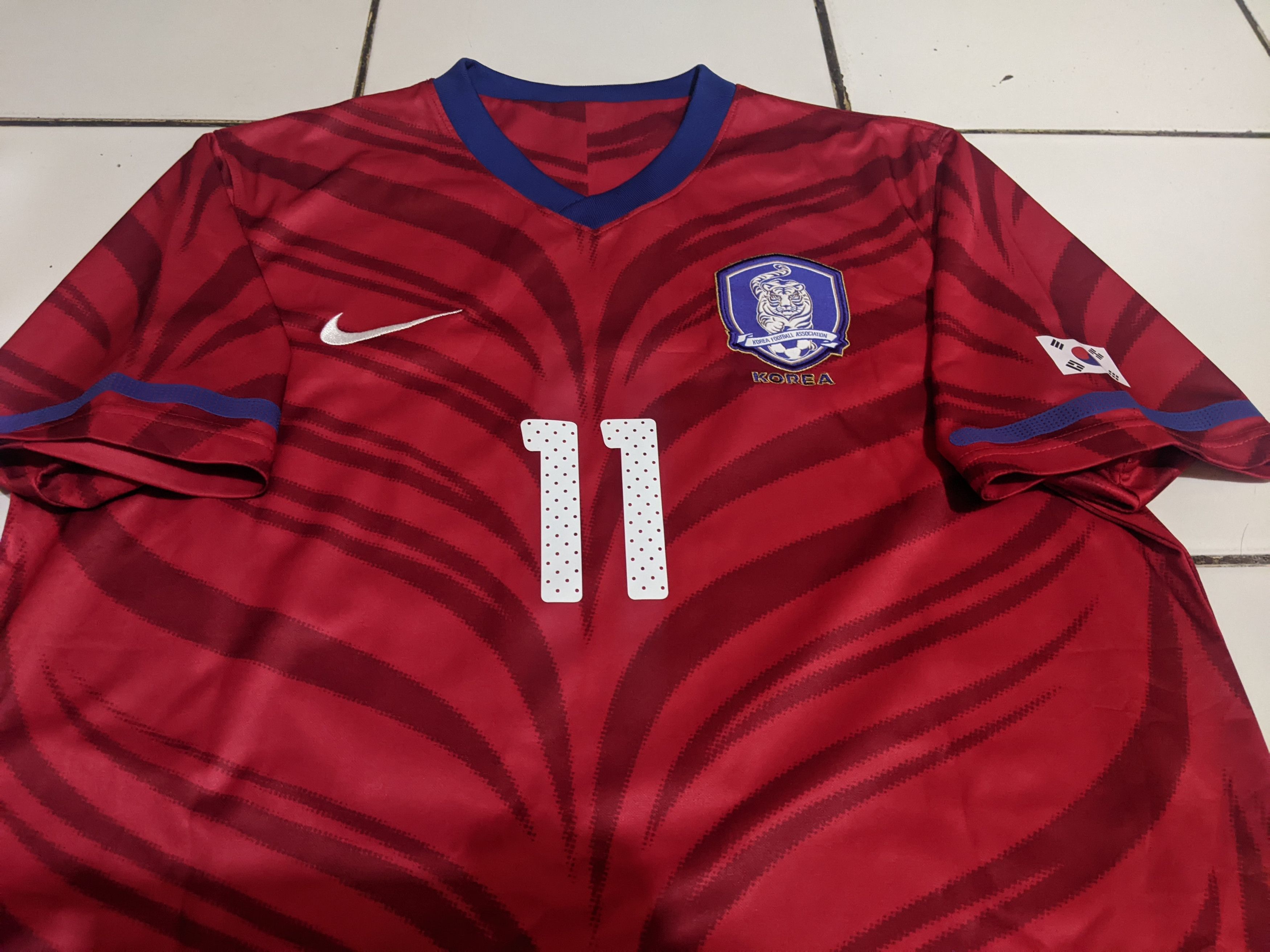 Nike South korea HEUNGMIN 2010 jersey football shirt Size US L / EU 52-54 / 3 - 4 Thumbnail