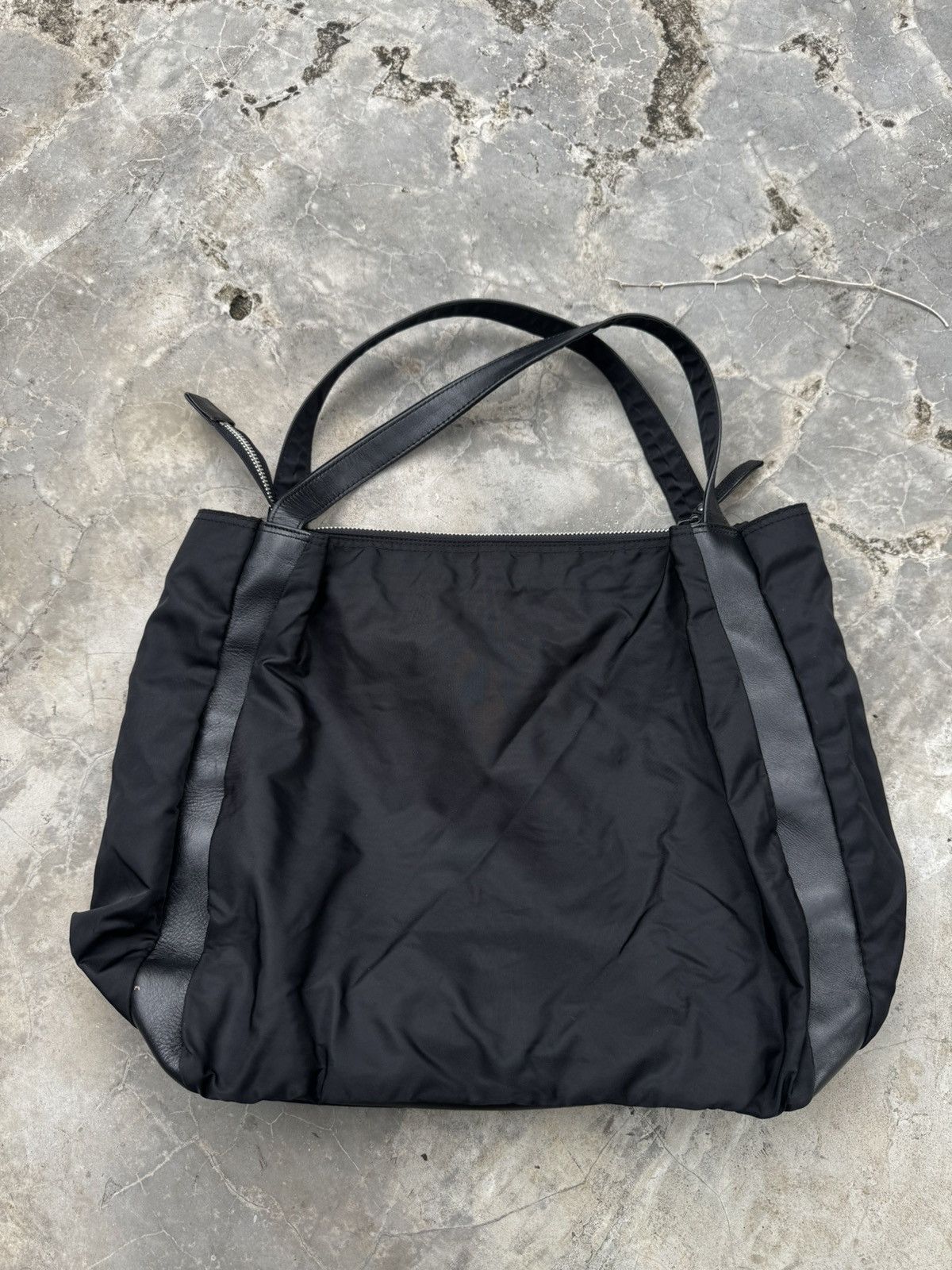 Yohji Yamamoto Y’SACCS by Yohji Yamamoto Leather Shoulder Tote Bag Size ONE SIZE - 2 Thumbnail