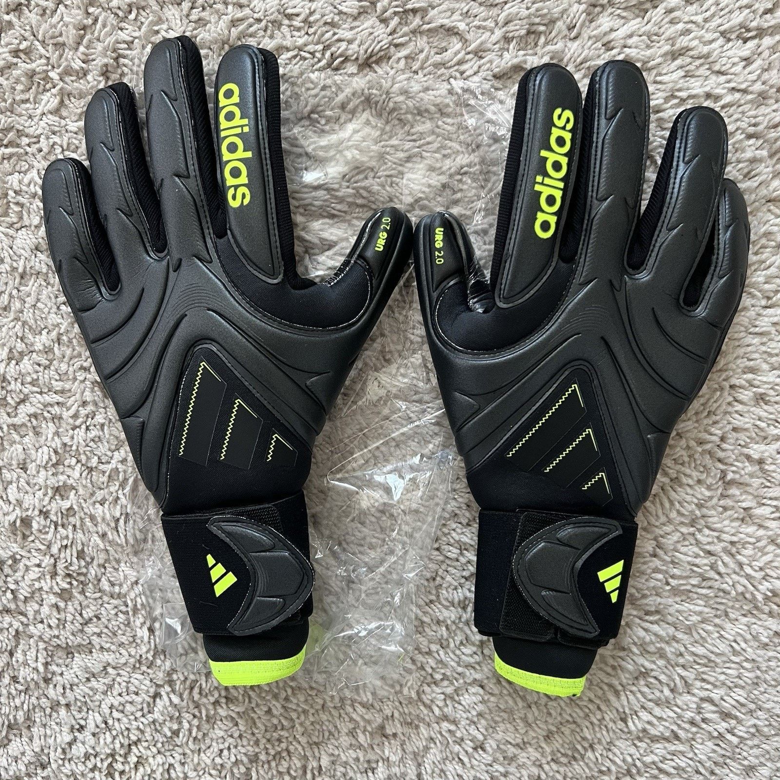Adidas adidas Copa Pro Goalkeeper Gloves URG 2.0 Size 8 Black Size ONE SIZE - 2 Thumbnail