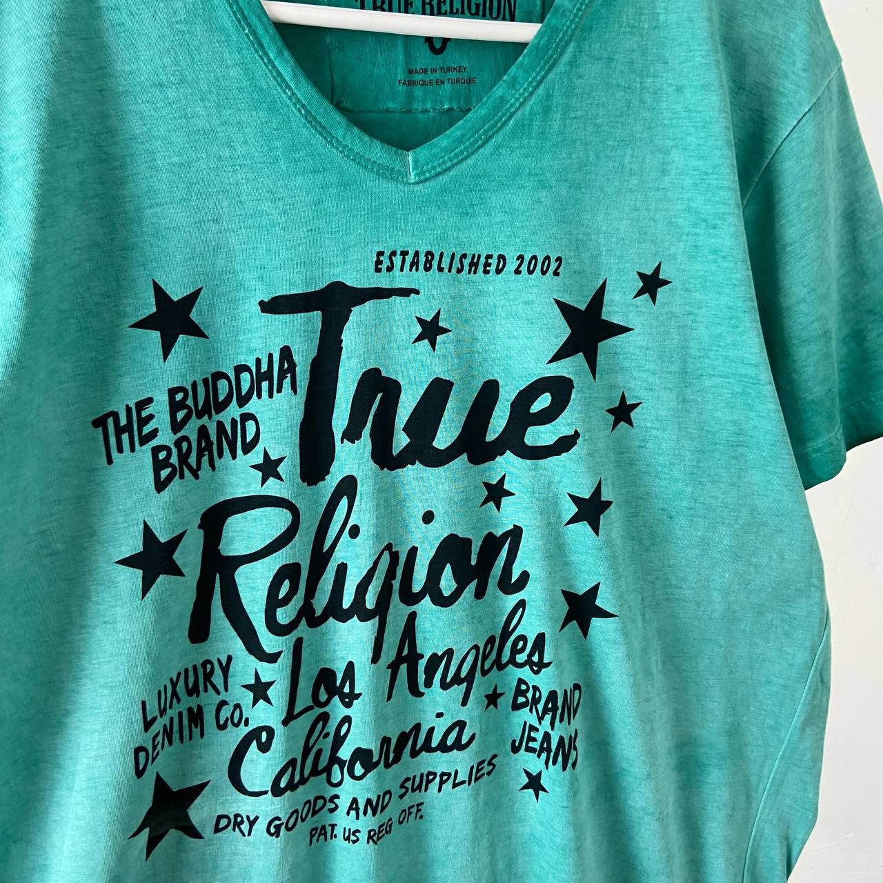 True Religion True Religion Vintage Big Logo V-Neck T-Shirt Size US XL / EU 56 / 4 - 3 Thumbnail