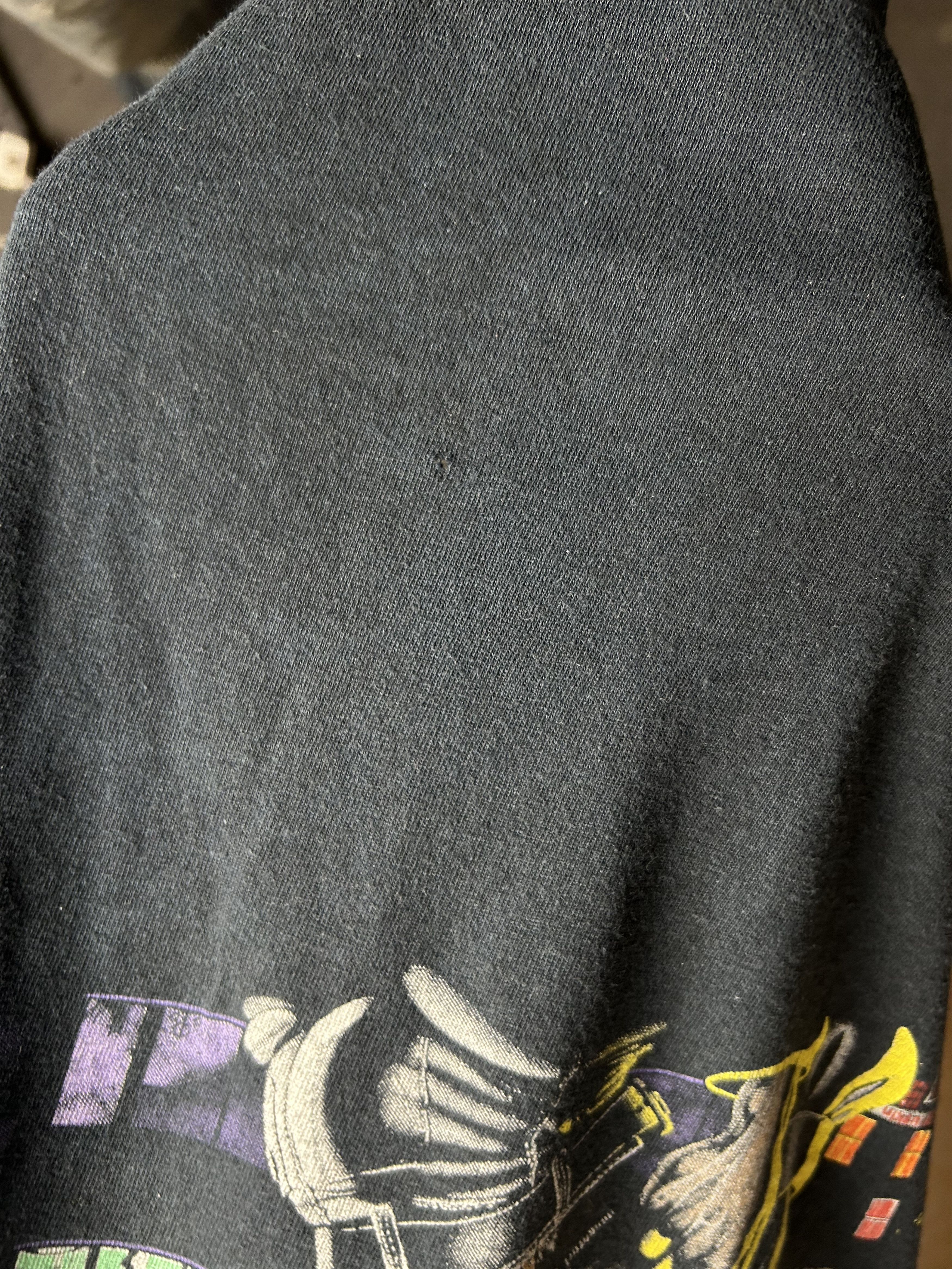 Band Tees Vintage 2000s Iron Maiden 1981 Print Rock Band T-shirt Size US XL / EU 56 / 4 - 12 Thumbnail