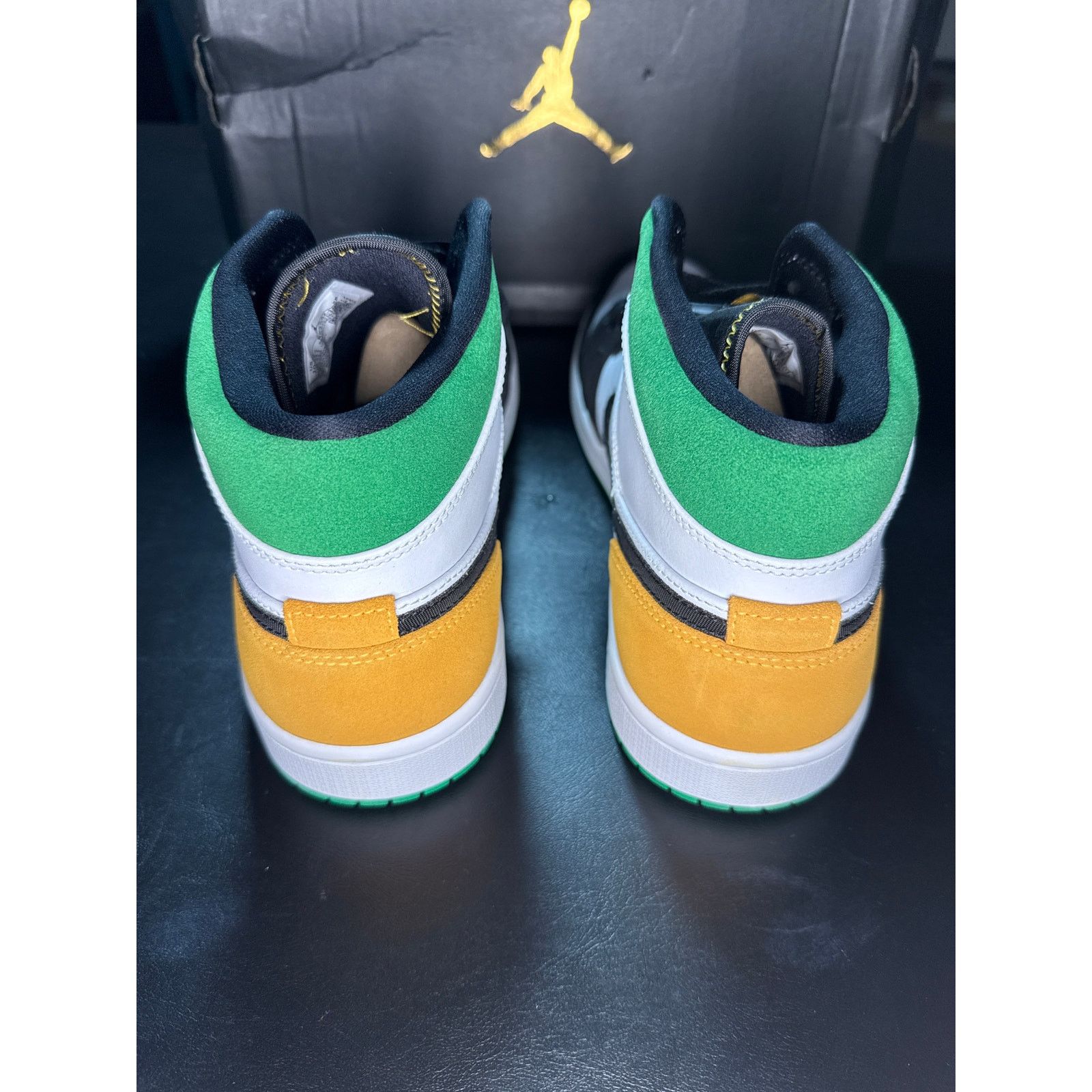 Jordan Brand NEW Jordan 1 Mid SE 'Oakland' Mens Sz 10.5 Size US 10.5 / EU 43-44 - 4 Thumbnail