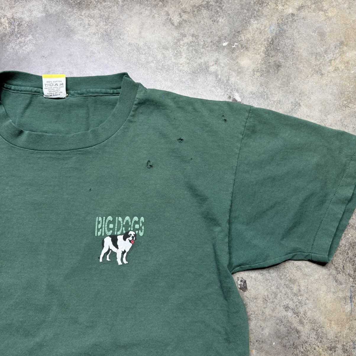 Vintage vintage big dogs faded thrashed baggy dog tshirt Size US XL / EU 56 / 4 - 6 Thumbnail