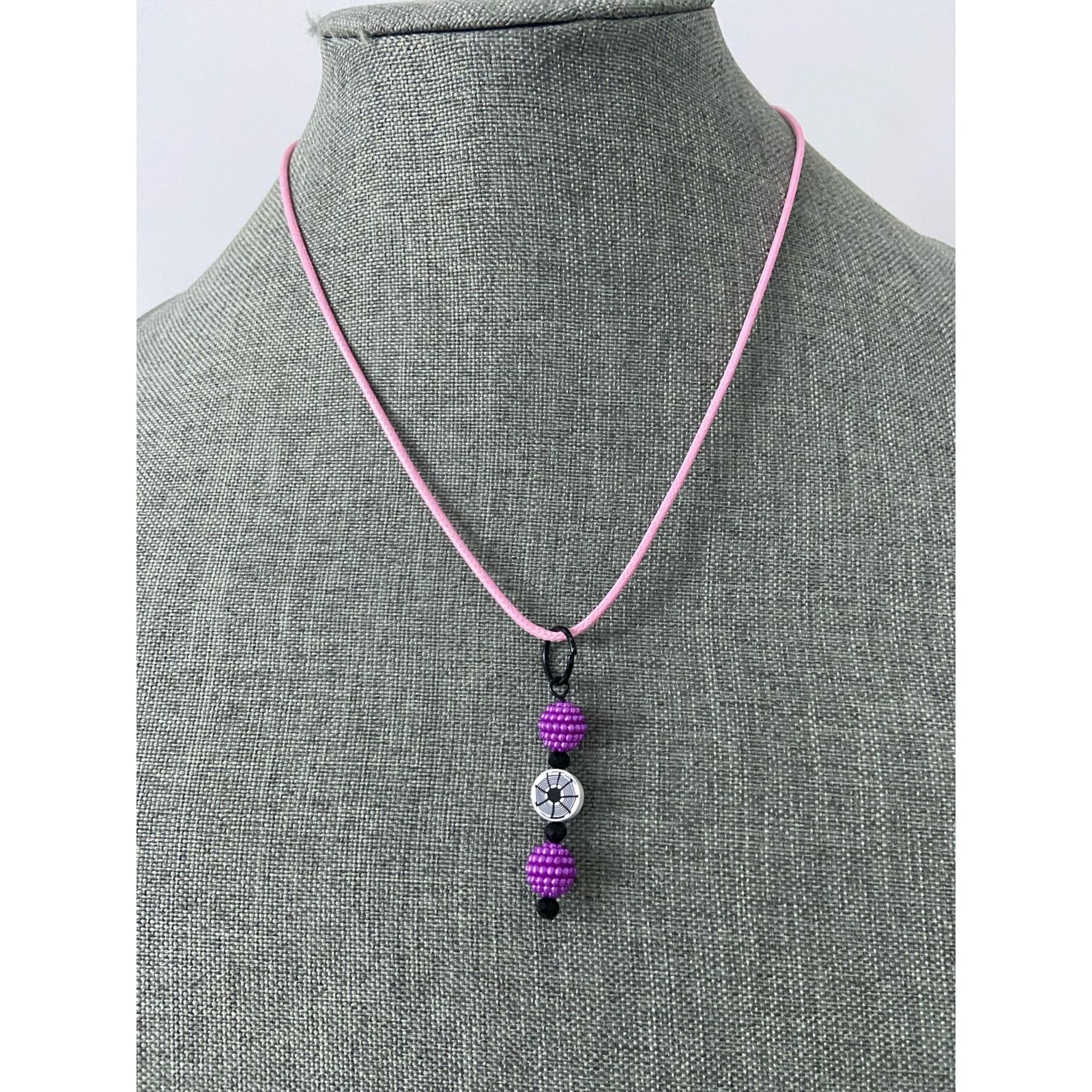 Handmade spider pendant necklace Size ONE SIZE - 1 Thumbnail