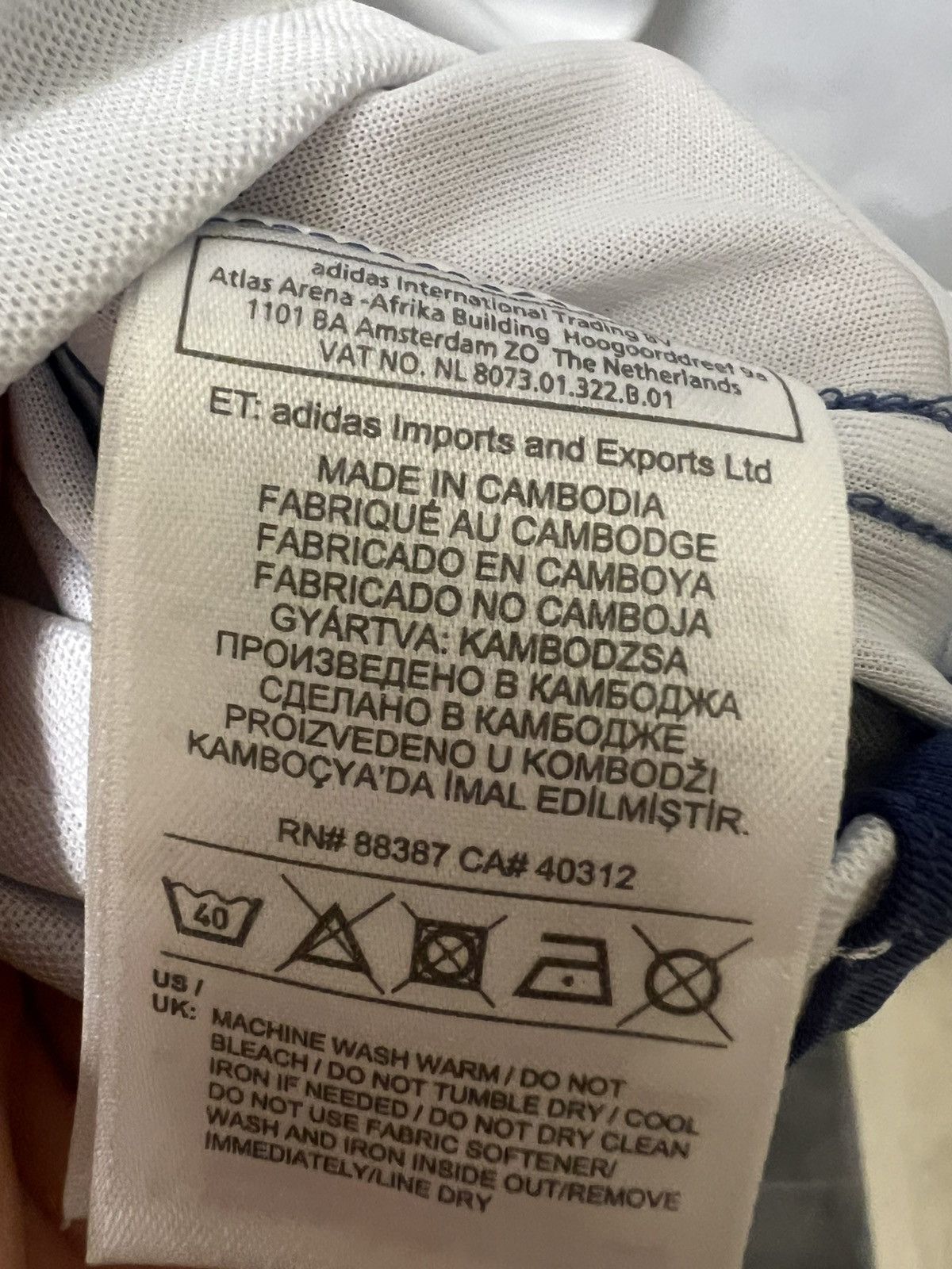 Adidas Ronaldo #7 Real Madrid 2016-17 Home Jersey Size US M / EU 48-50 / 2 - 6 Thumbnail