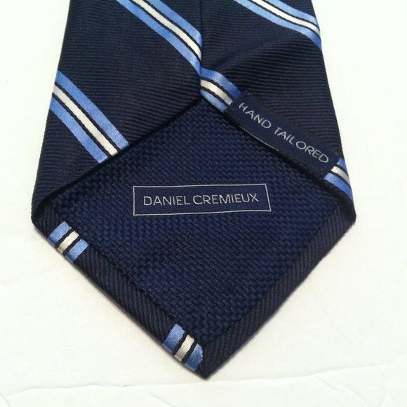 Daniel Cremieux DANIEL CREMIEUX MEN'S NAVY 100%SILK TIE WIDTH: 3 5/8" Size ONE SIZE - 3 Thumbnail