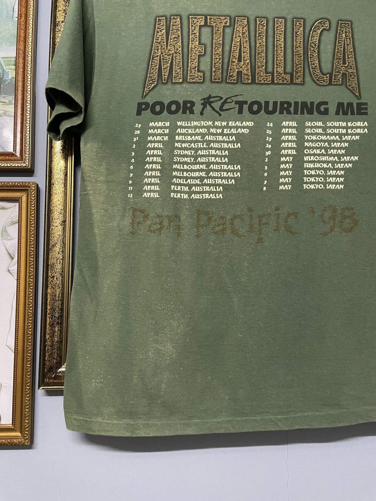 Vintage Vintage 1998 Og Metallica Tour Single Stitch Sunfaded Tee Size US XL / EU 56 / 4 - 18 Thumbnail