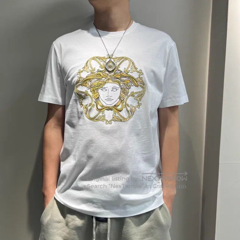 Versace Versace Medusa short-sleeved T-shirt Size US S / EU 44-46 / 1 - 4 Thumbnail