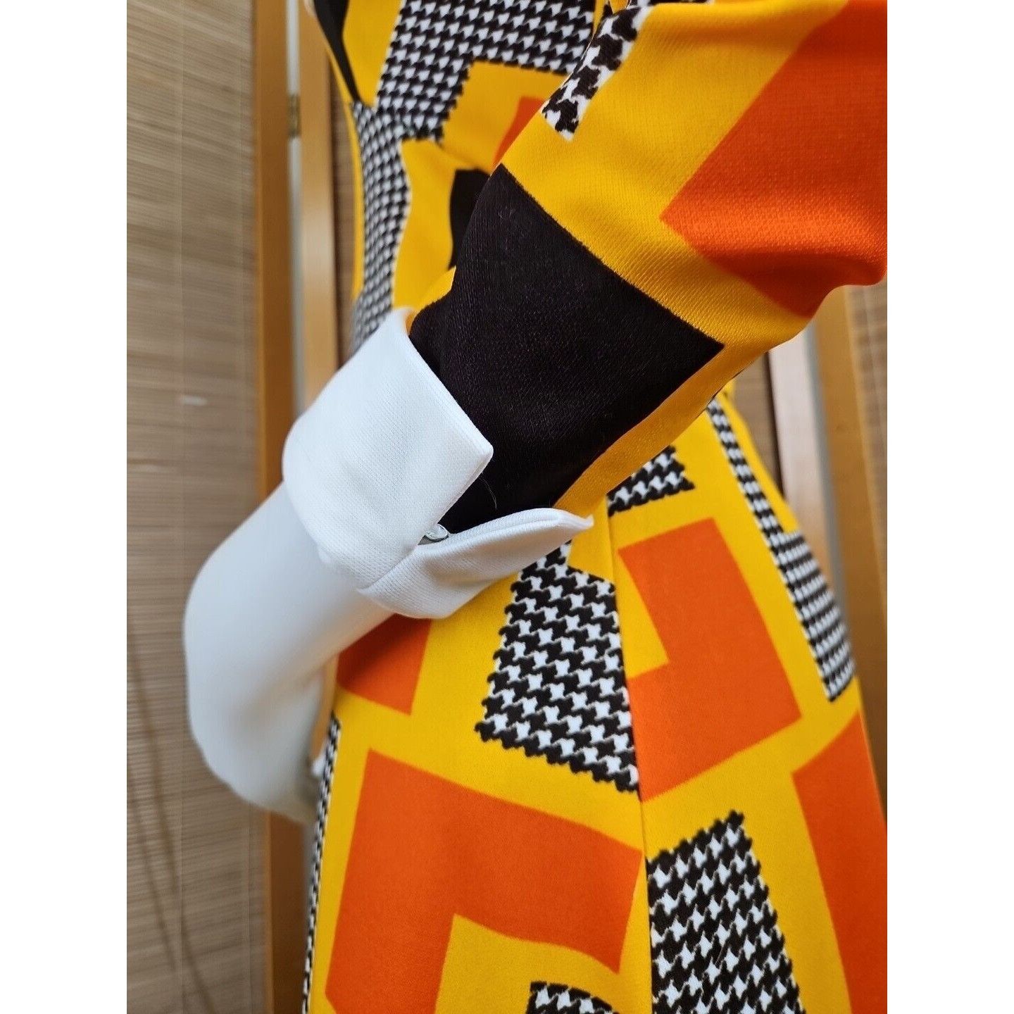 Vintage Vintage Psychedelic Dress Womens 12 Flashy Orange Yellow Geo Size S / US 4 / IT 40 - 8 Thumbnail