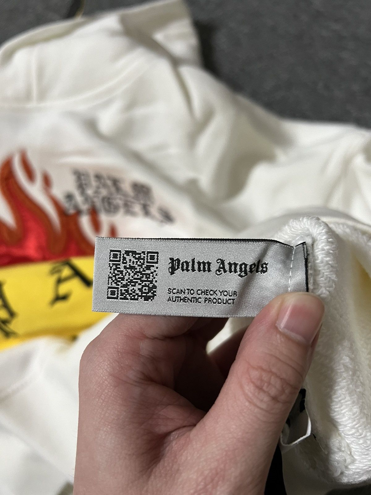 Palm Angels 「retail💲935」Brand new palm angels x smiley burning hoodie Size US XL / EU 56 / 4 - 7 Thumbnail