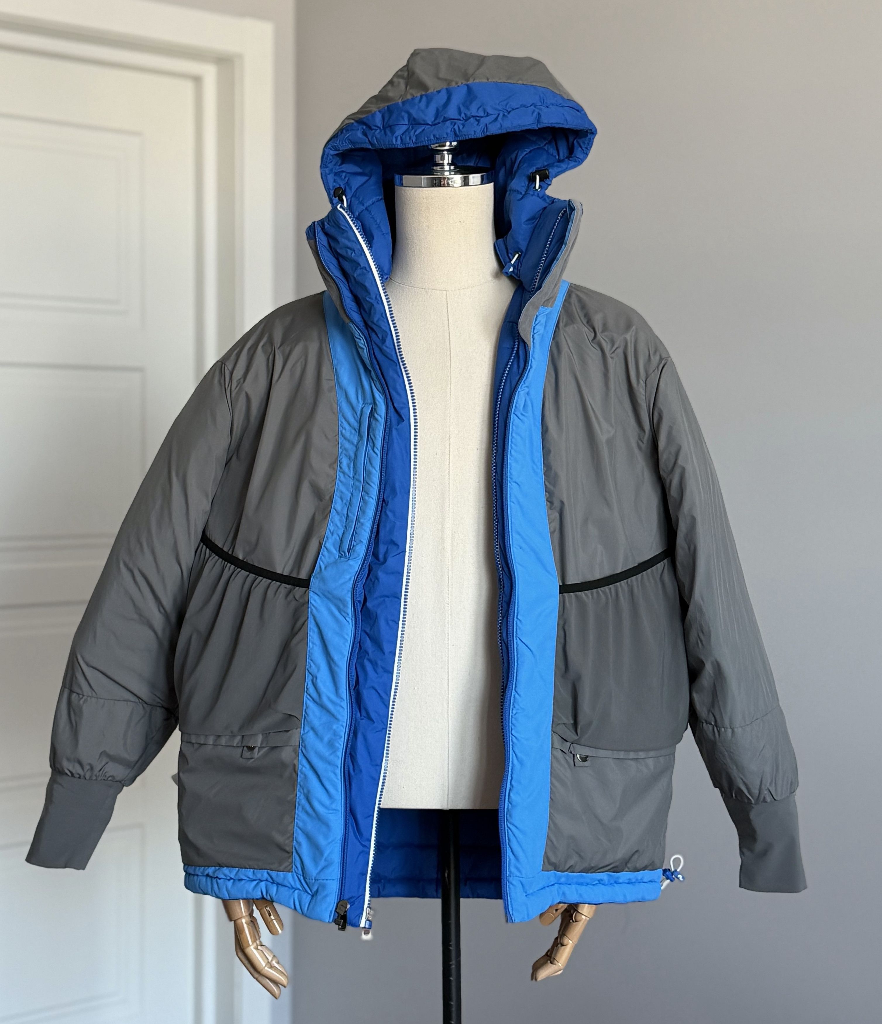 Peak Performance PEAK PERFORMANCE Osaka J Thermo Cool Hooded Ski Jacket Size US L / EU 52-54 / 3 - 12 Thumbnail