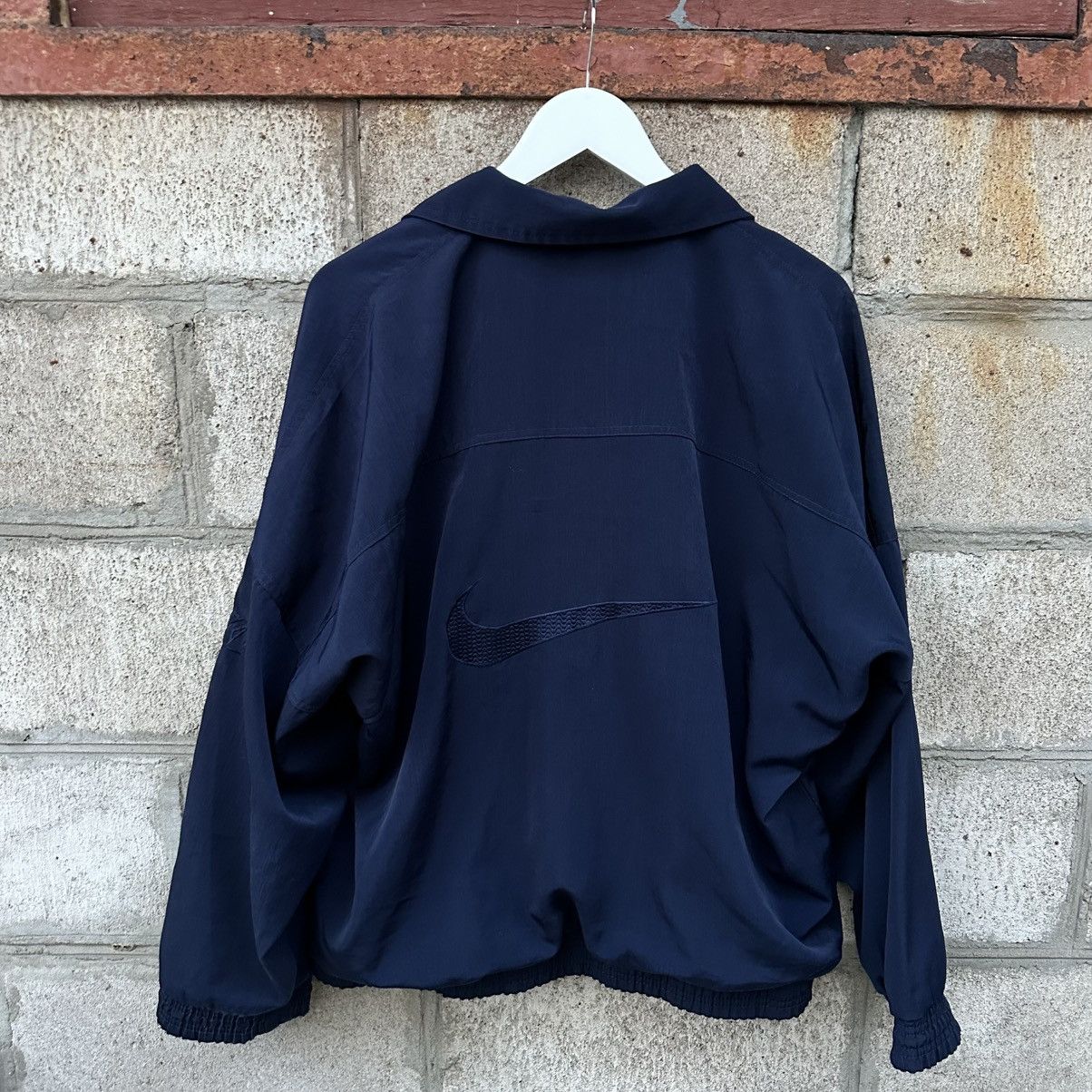 Nike Vintage Nike Zip Jacket Size L Dark Blue 00s USA Size US L / EU 52-54 / 3 - 1 Thumbnail