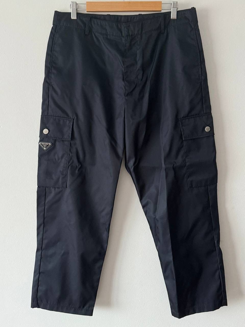 Prada 🔥🔥 Prada Re-Nylon Cargo Pants straight relaxed 32 navy RARE Size US 32 / EU 48 - 1 Thumbnail