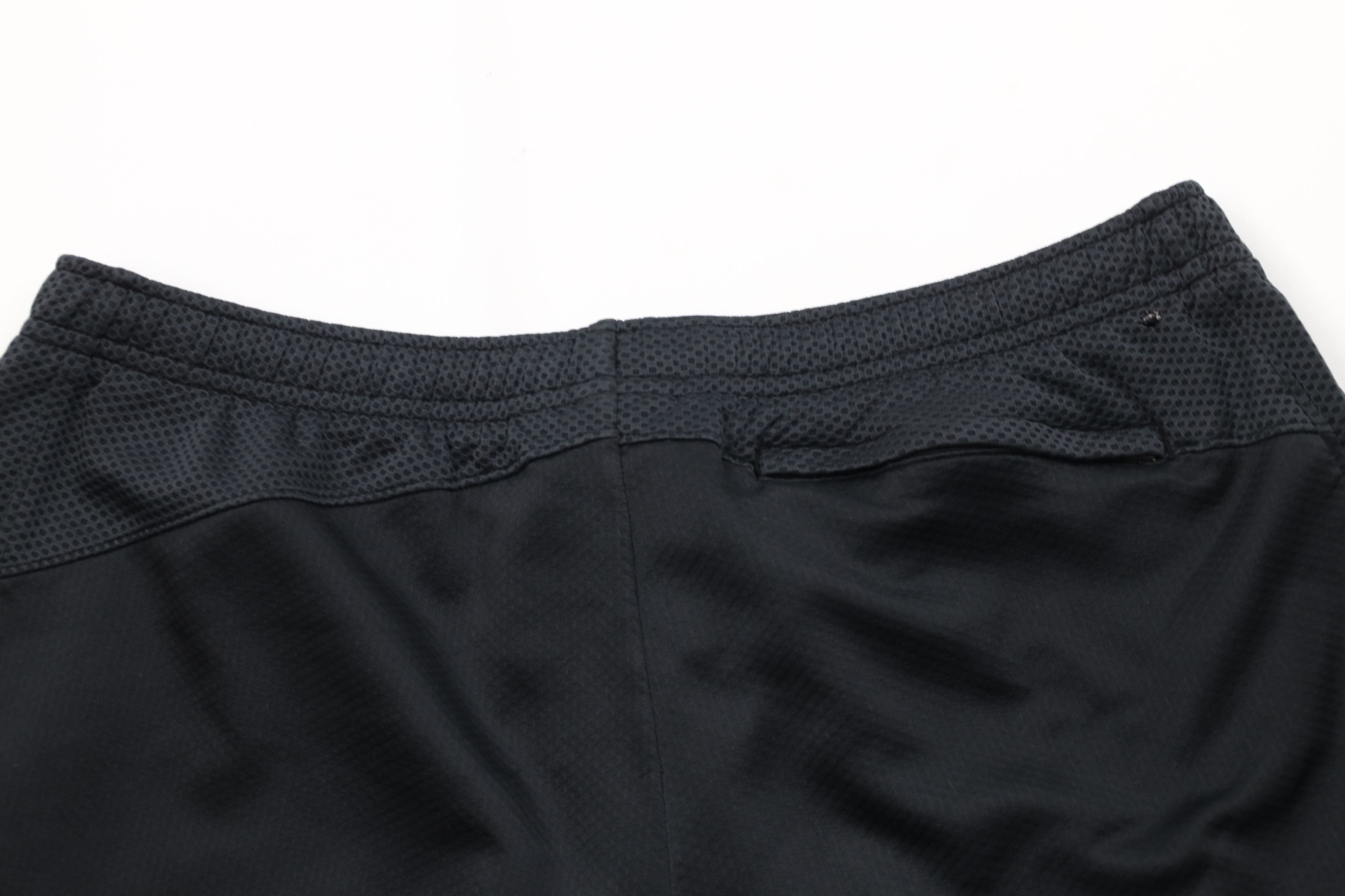 Nike Vintage Y2K Nike Mini Swoosh Above Knee Thermal Knit Shorts Size US 34 / EU 50 - 12 Thumbnail