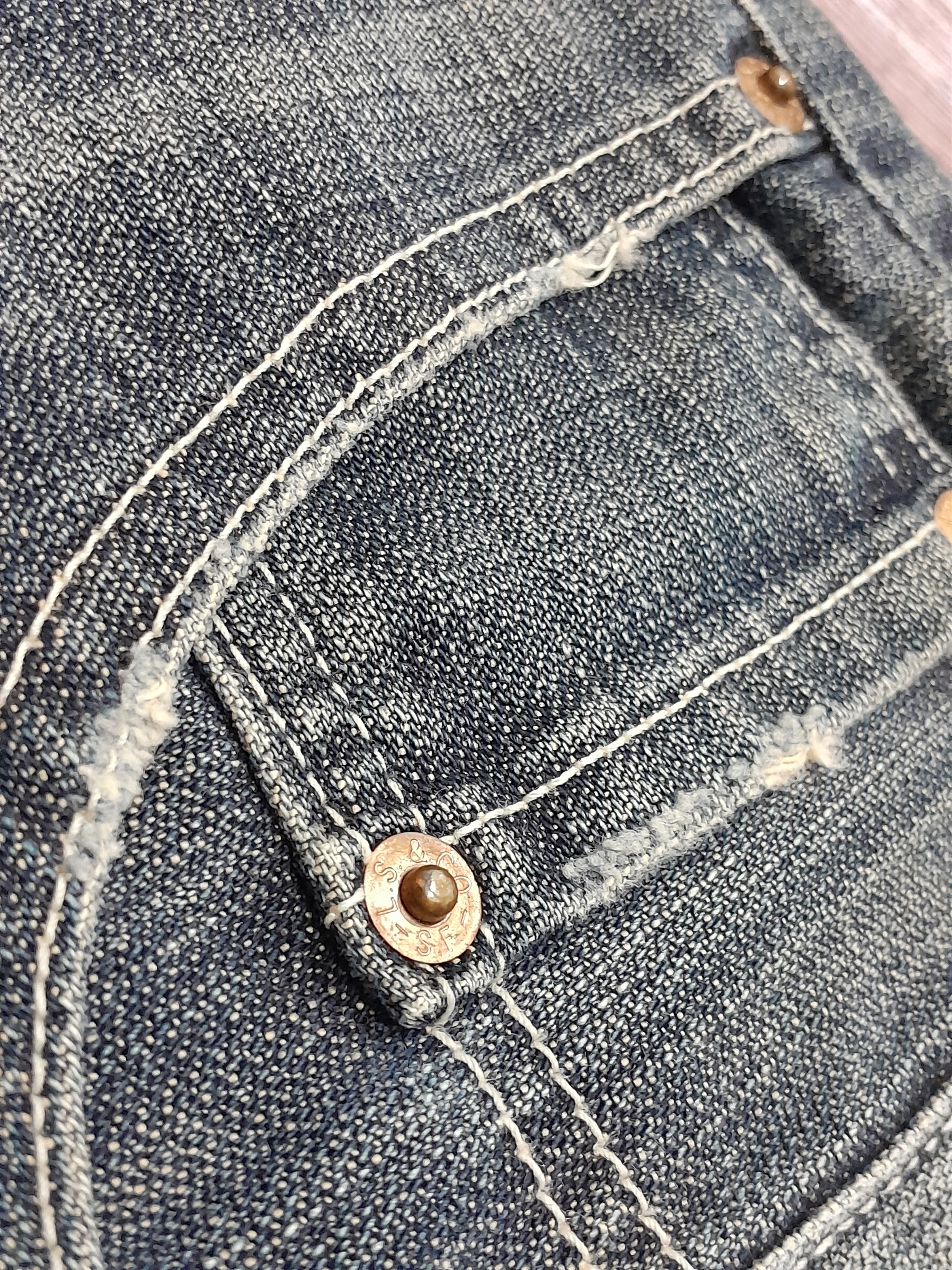 Levi's Levis 517 Bootcut Vintage Jeans Size US 32 / EU 48 - 11 Thumbnail