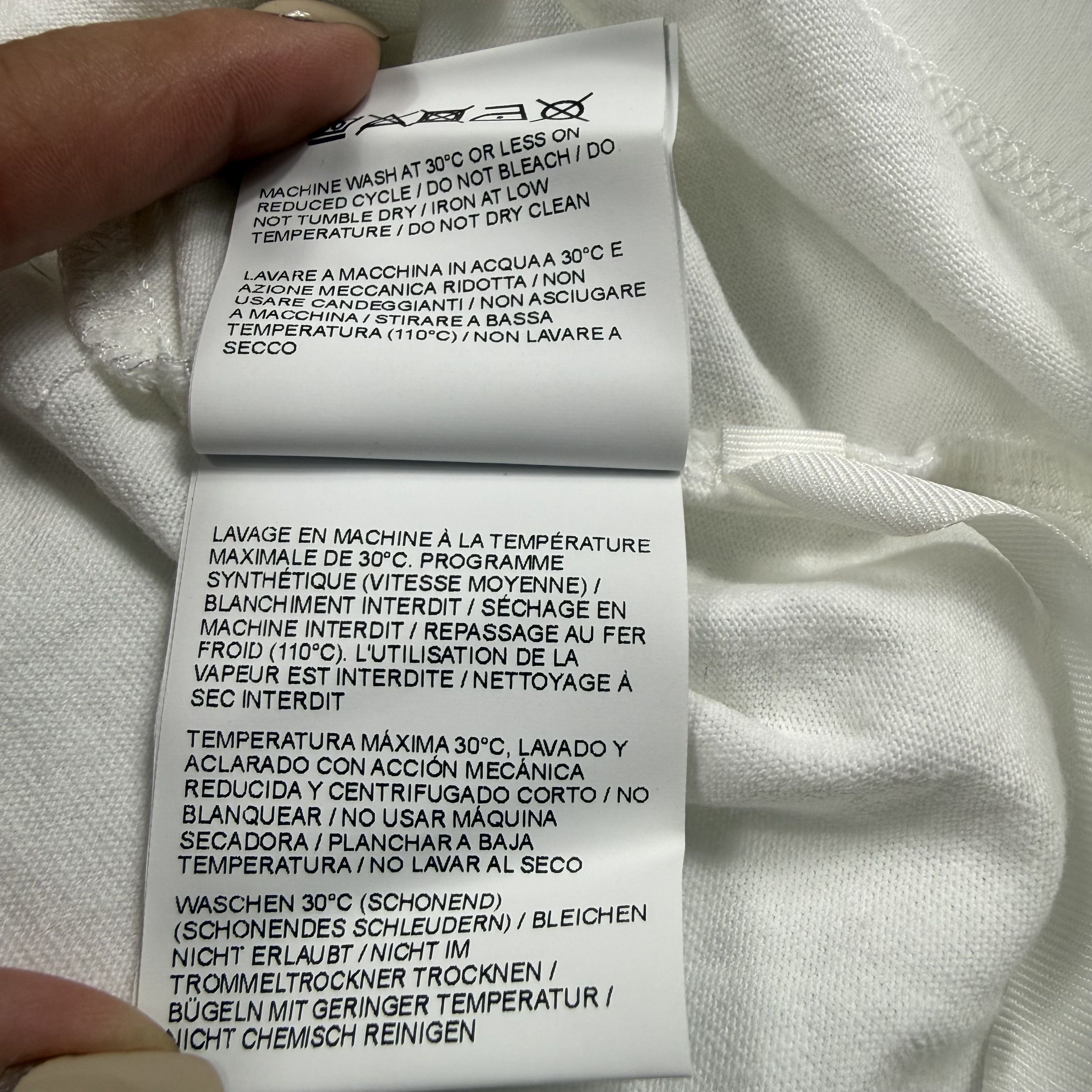 Off-White Off-White Virgil Abloh Pivot Embroidered Face White T-Shirt Size US M / EU 48-50 / 2 - 7 Thumbnail
