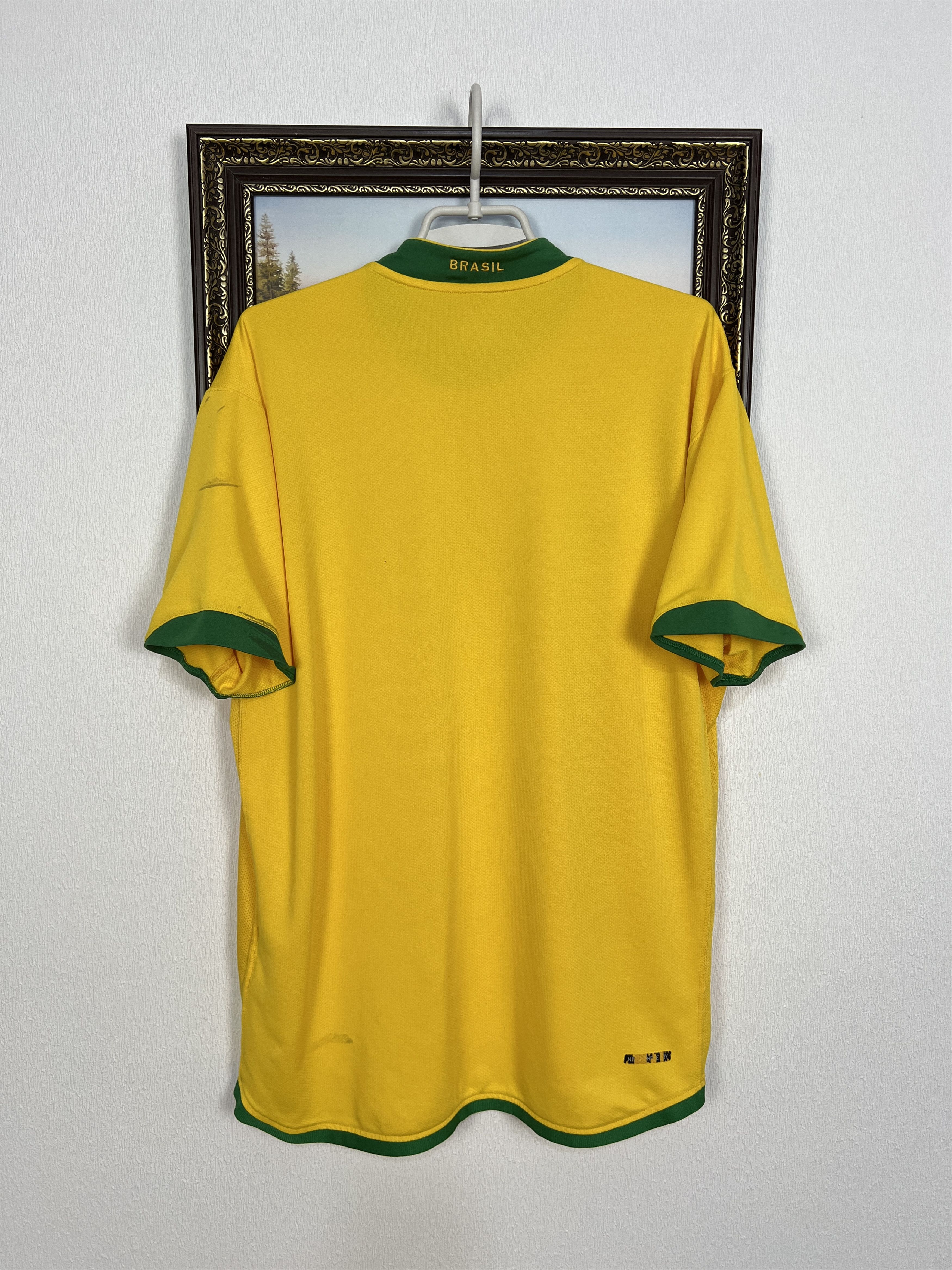 Nike Brazil Home football shirt 2006 Soccer Nike Jersey Trikot Size US XL / EU 56 / 4 - 9 Thumbnail