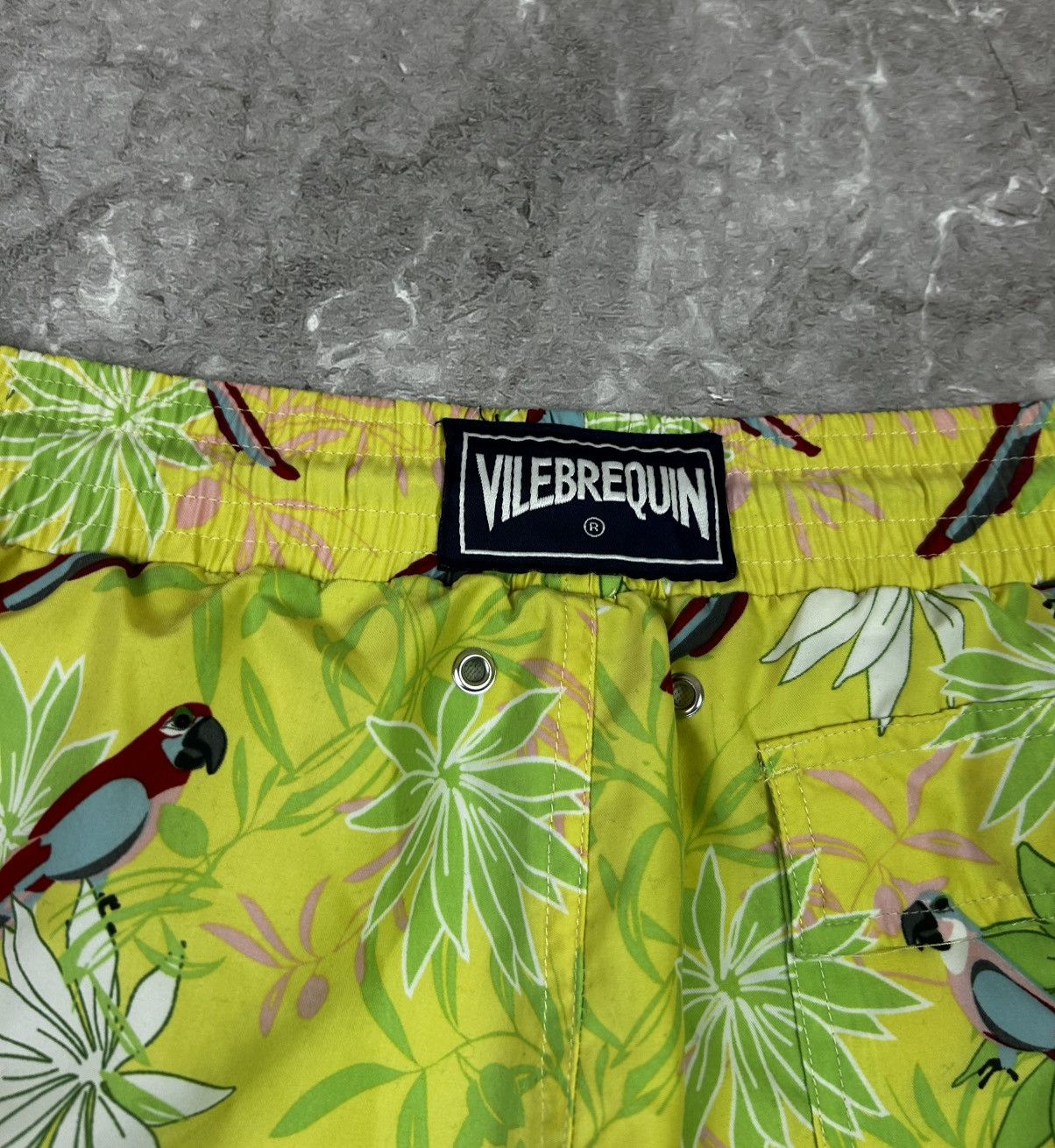 Vilebrequin Vilebrequin Men's Swim Parrot Shorts Size M Size US 32 / EU 48 - 3 Thumbnail