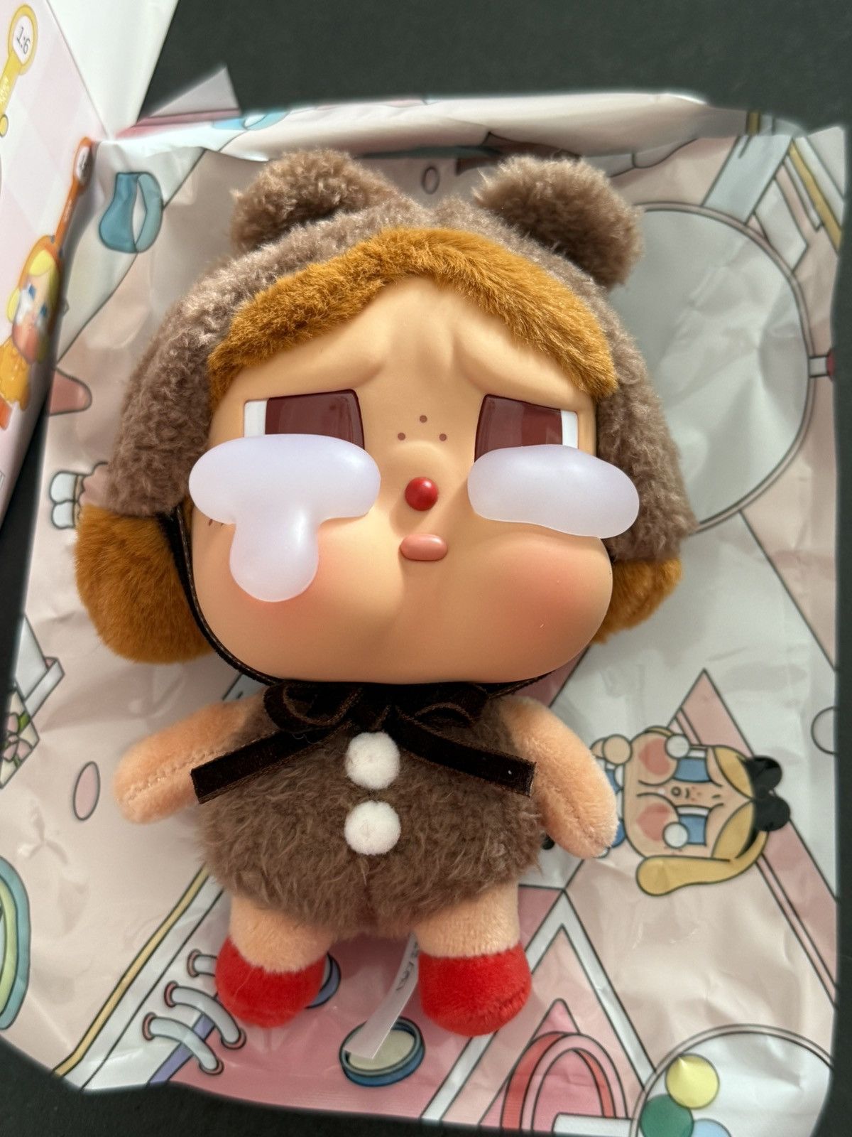 Medicom Toy Pop Mart Crybaby Love Series Love Make Us Cry Face Plush Size ONE SIZE - 2 Thumbnail