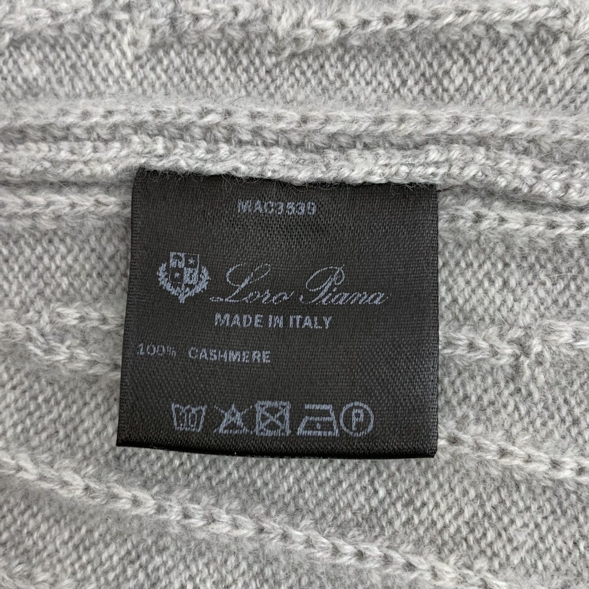 Loro Piana Loro Piana Grey Cashmere Long Sleeve Knitwear K26WX Size S / US 4 / IT 40 - 6 Thumbnail