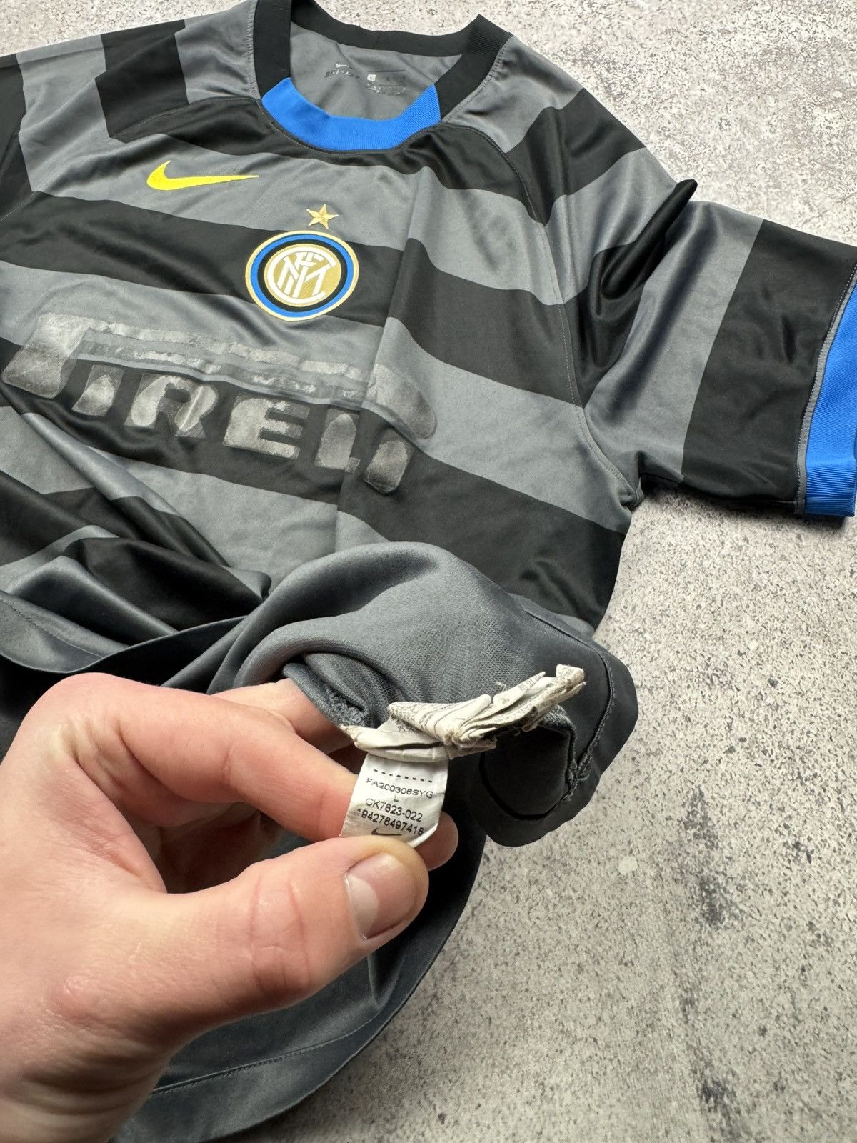 Nike VintageY2K Inter Milan 20/21 Soccer Footbal Jersey Blokecore Size US L / EU 52-54 / 3 - 7 Thumbnail