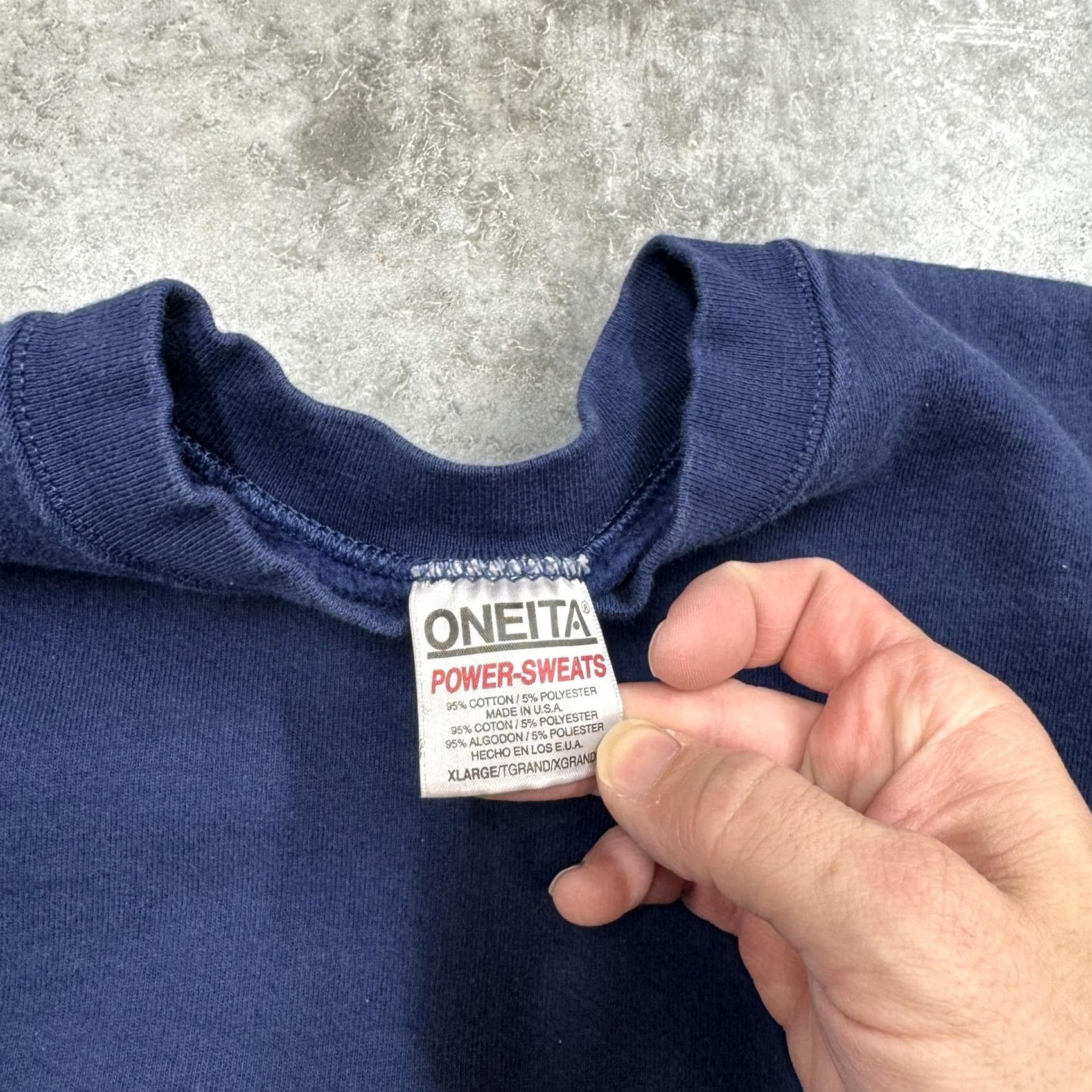 Vintage Oneita Sweatshirt Mens XL Navy Blue Crest Power-Sweats Embroidered Logo Pullover Fleece Cotton Polyester Crewneck Size US XL / EU 56 / 4 - 3 Thumbnail