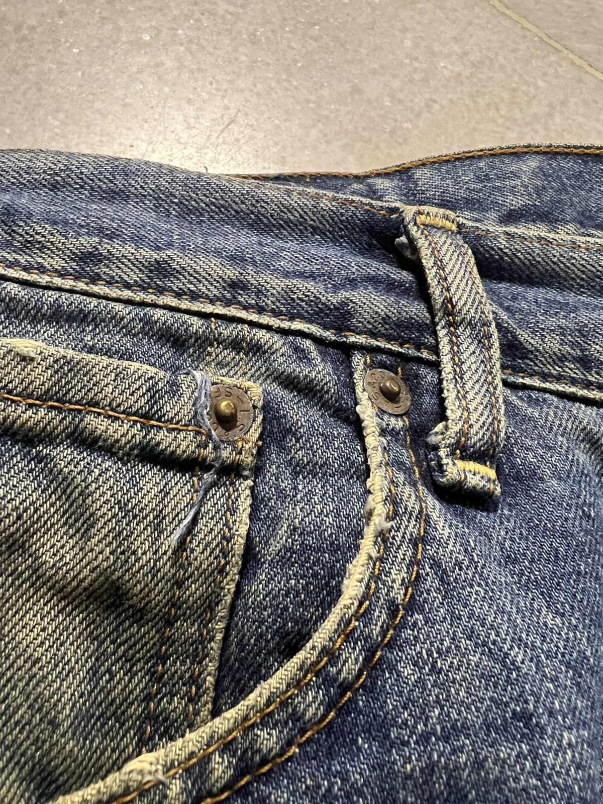 Levi's 💥90’s Baggy💥Vintage Levis 503 Distress Mud Wash Baggy Jeans Size US 33 - 14 Thumbnail