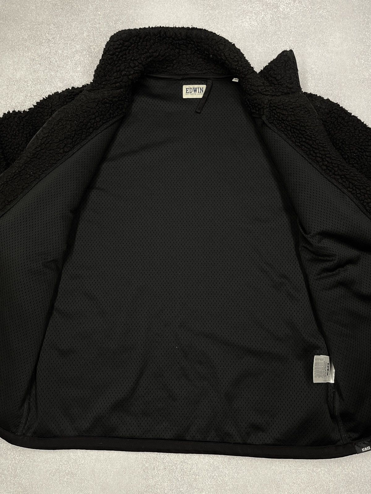 Edwin × Japanese Brand × Vintage Vintage Edwin Insulate Fleece Jacket Black Big Logo Japanese Size US M / EU 48-50 / 2 - 11 Thumbnail