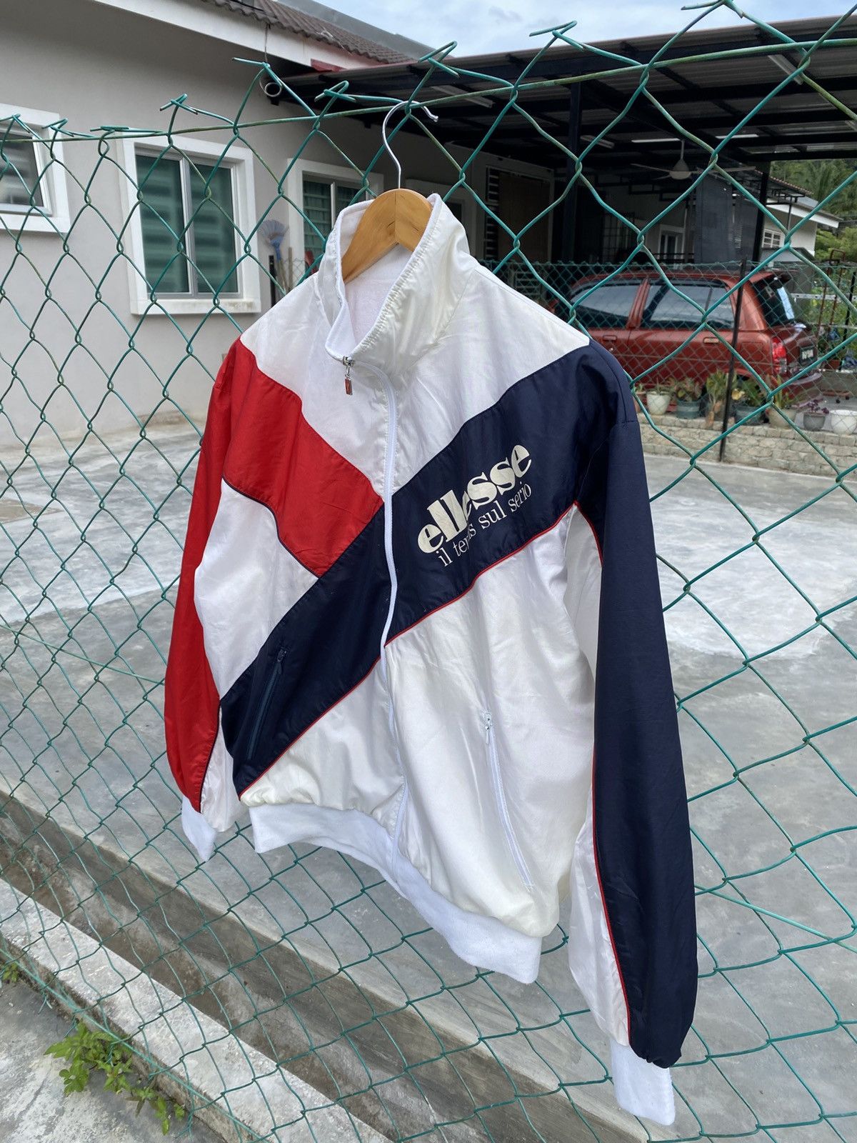 Ellesse Vintage Ellesse Big Logo Jacket Size US L / EU 52-54 / 3 - 6 Thumbnail