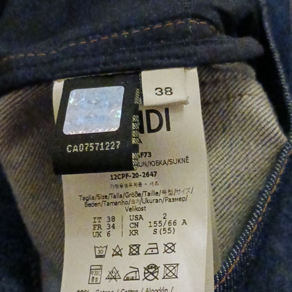 Fendi (AUTHENTIC)Fendi Skirt Size 27" / US 4 / IT 40 - 7 Thumbnail