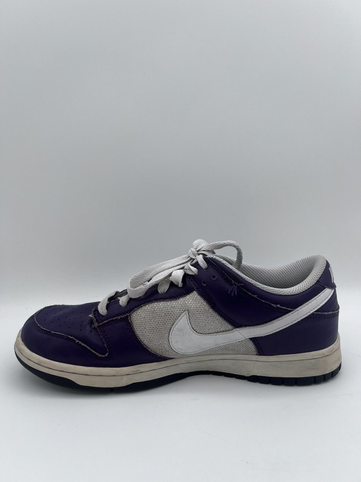 Nike Nike Dunk Low Women's Size 11 Running Shoes Purple White Size US 11 / IT 41 - 5 Thumbnail