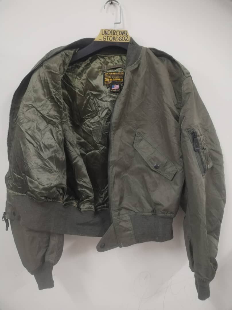 Avirex 📌VINTAGE AVIREX FLYING MAN LIGHT ZONE ZIPPER JACKET BOMBER Size US XL / EU 56 / 4 - 6 Thumbnail