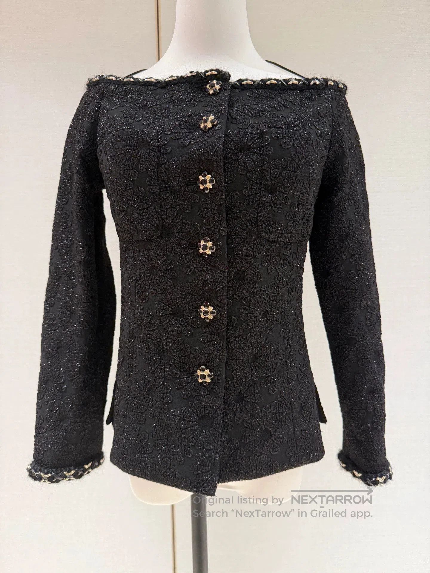 Chanel Chanel 21A Castle Off-Shoulder Top. Size US S / EU 44-46 / 1 - 1 Thumbnail