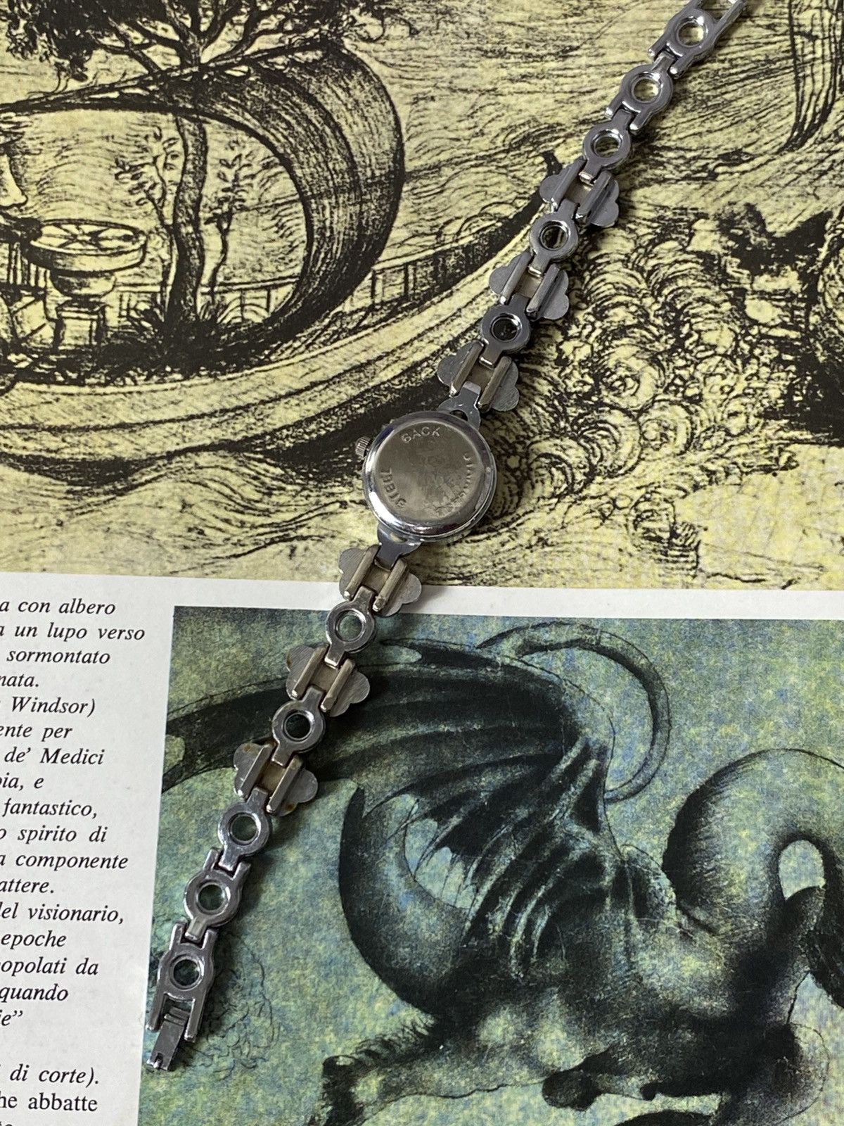 Hysteric Glamour Vintage Butterfly Link Watch Black Dial Silver Tone 🦋 Size ONE SIZE - 3 Thumbnail