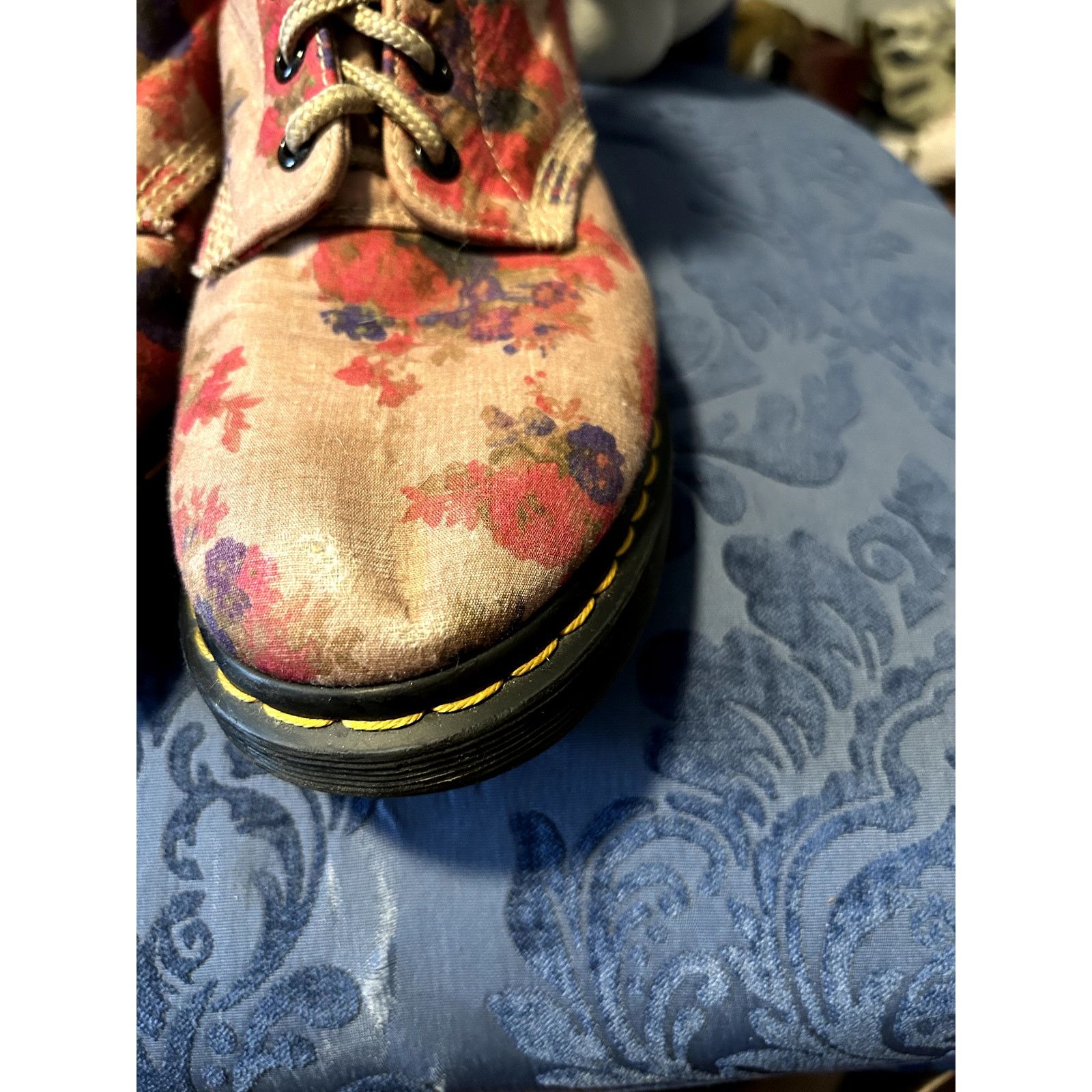 Dr. Martens Dr Martens Castel Floral Cream and Pink size 8/EU 39 Size US 8 / IT 38 - 4 Thumbnail