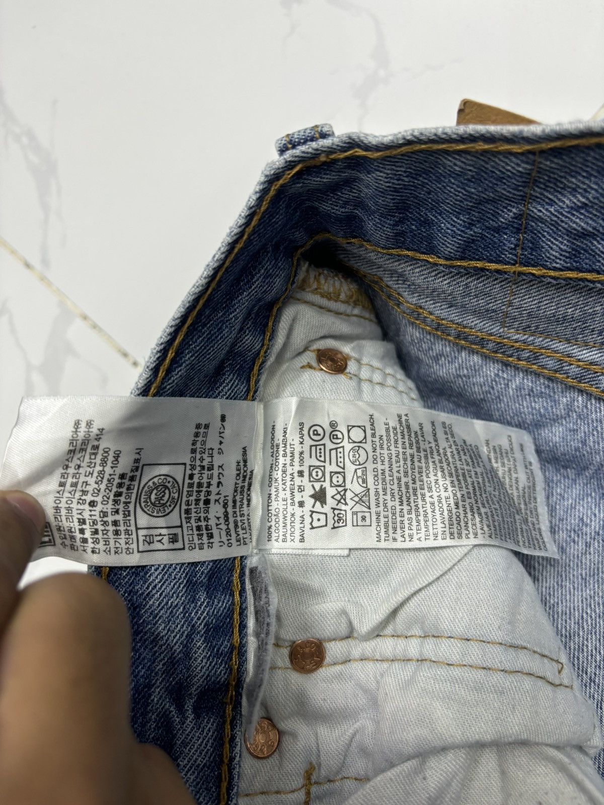 Levi's Vintage Levis 501 Y2K Acid Wash Distressed Denim Jeans Size US 34 / EU 50 - 12 Thumbnail
