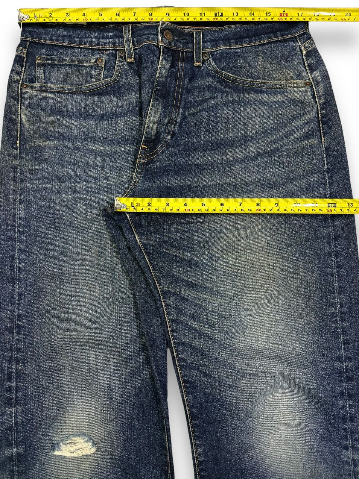 Levi's Vintage Clothing Vintage Y2K Levis Premium Big E Loose Fit Distressed Jeans Size US 34 / EU 50 - 17 Thumbnail