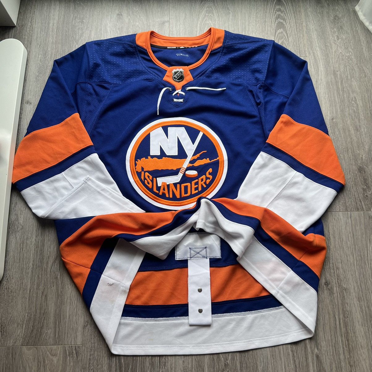 Hockey × Hockey Jersey × Streetwear New York Islander Hockey jersey ...