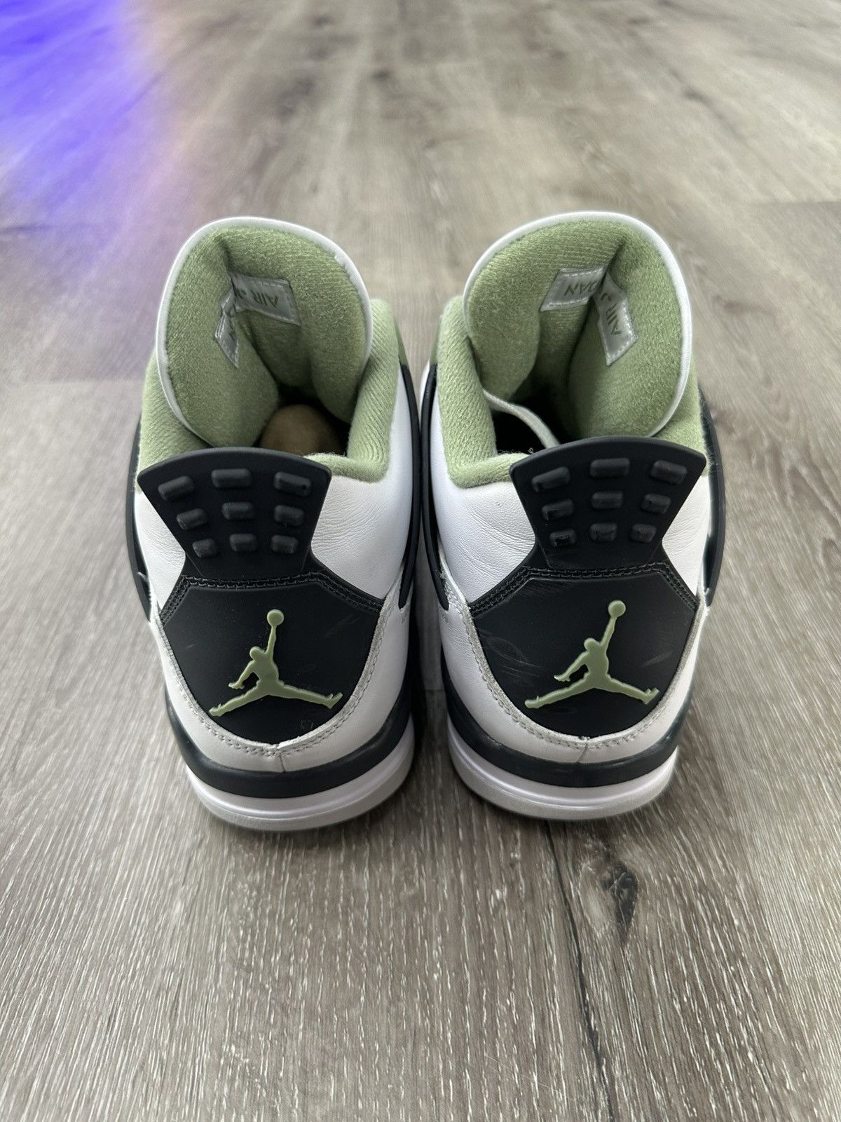 Jordan Brand Air Jordan 4 Retro “Seafoam” (WMNS) **PRE-OWNED** Size US 11.5 / IT 41.5 - 4 Thumbnail