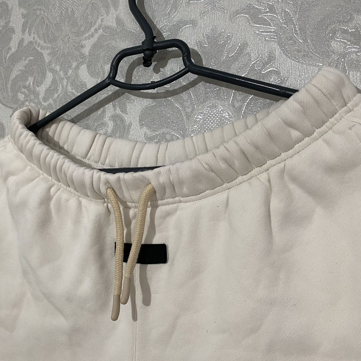 FOG Essentials Fear of God Shorts FOG Size US 32 / EU 48 - 3 Thumbnail