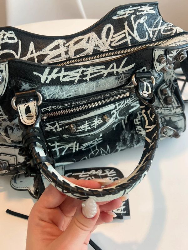 Balenciaga Balenciaga Neo City Cagole Graffiti Leather Bag Size ONE SIZE - 20 Thumbnail