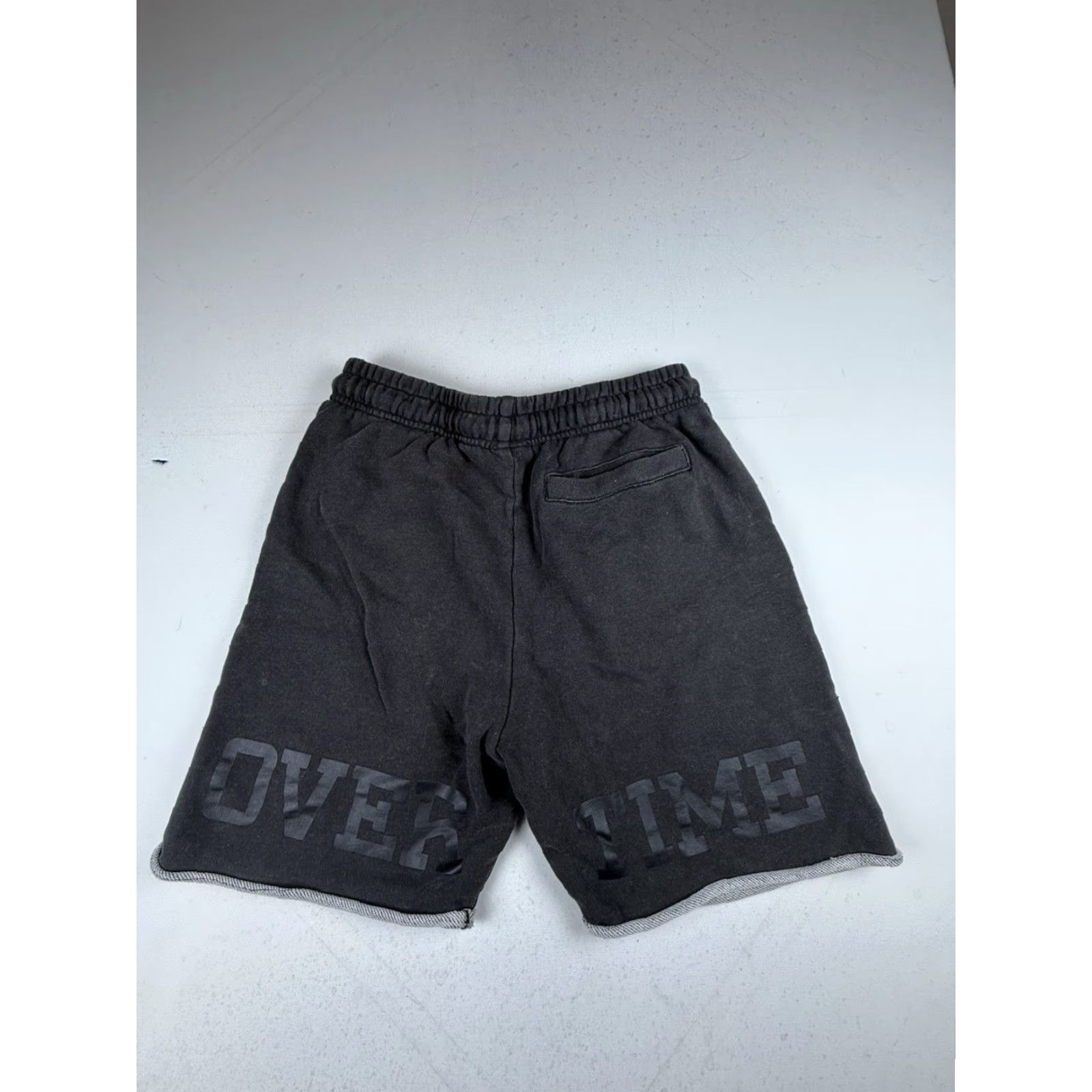 Vintage Overtime Men’s Shorts Size S Black Casual Regular Size US 29 - 2 Thumbnail