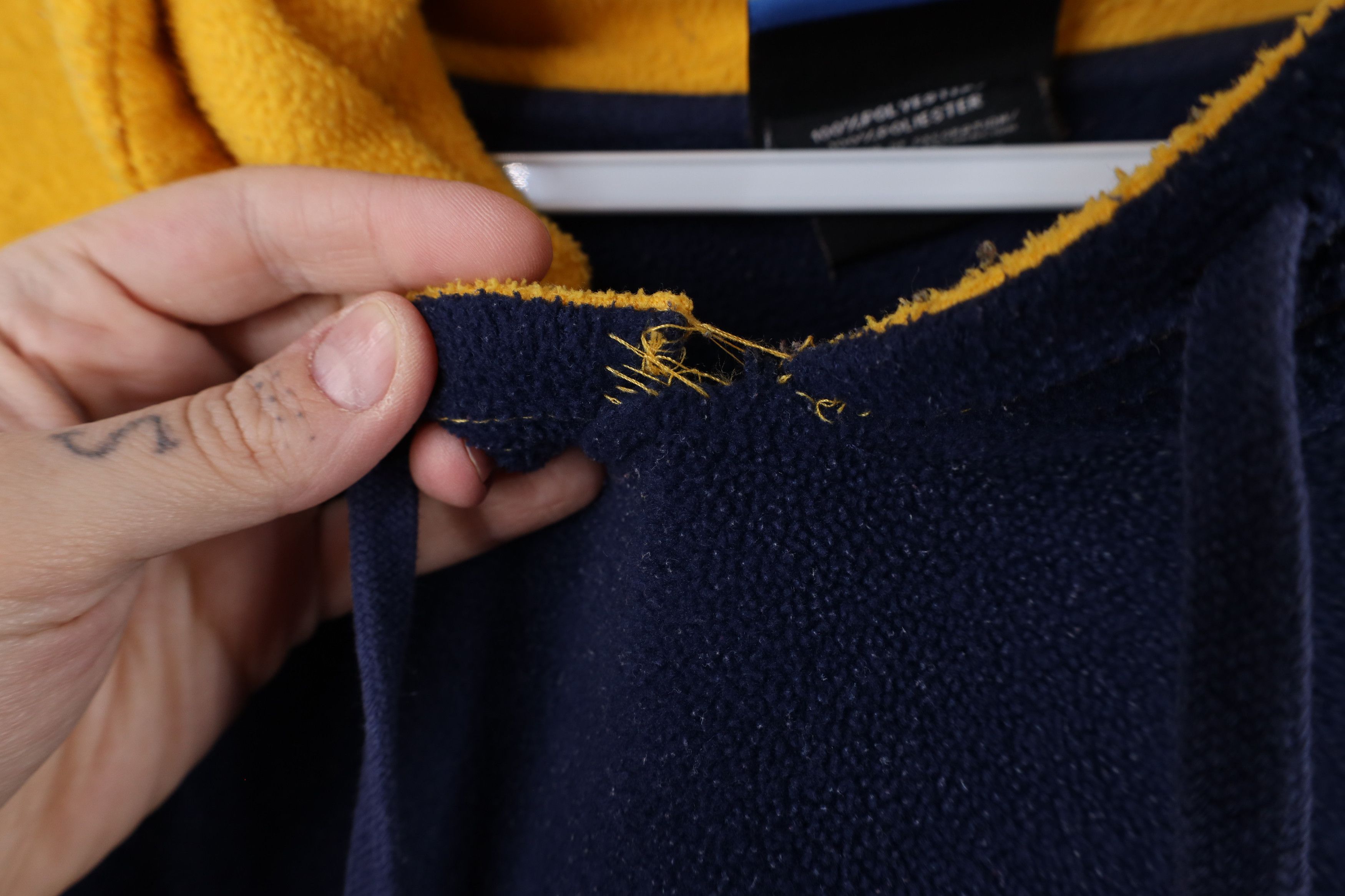 Vintage Vintage University of Michigan Fleece Hoodie Sweatshirt Size US XL / EU 56 / 4 - 4 Thumbnail