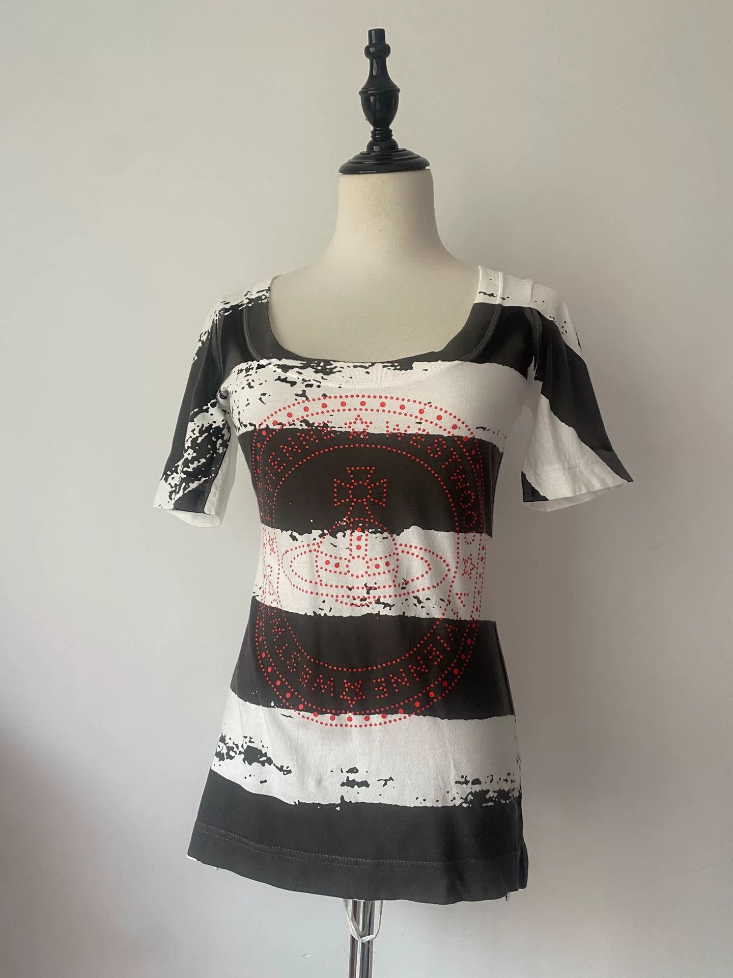 Vivienne Westwood vivienne westwood punk saturn short sleeve t-shirt Size M / US 6-8 / IT 42-44 - 1 Thumbnail