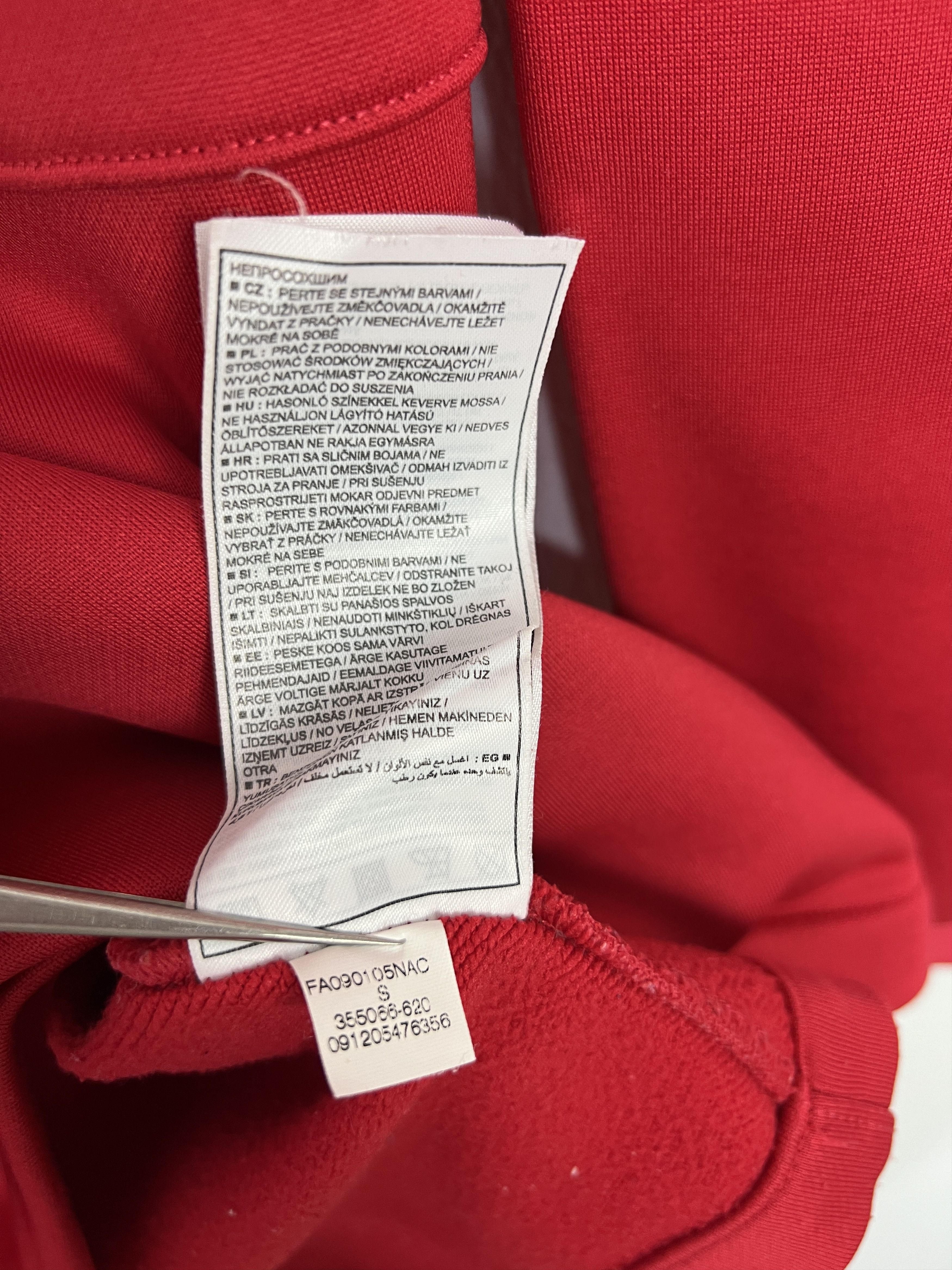 Nike Vintage Nike Arsenal Football Train Sweatshirt Soccer Red Size US S / EU 44-46 / 1 - 11 Thumbnail